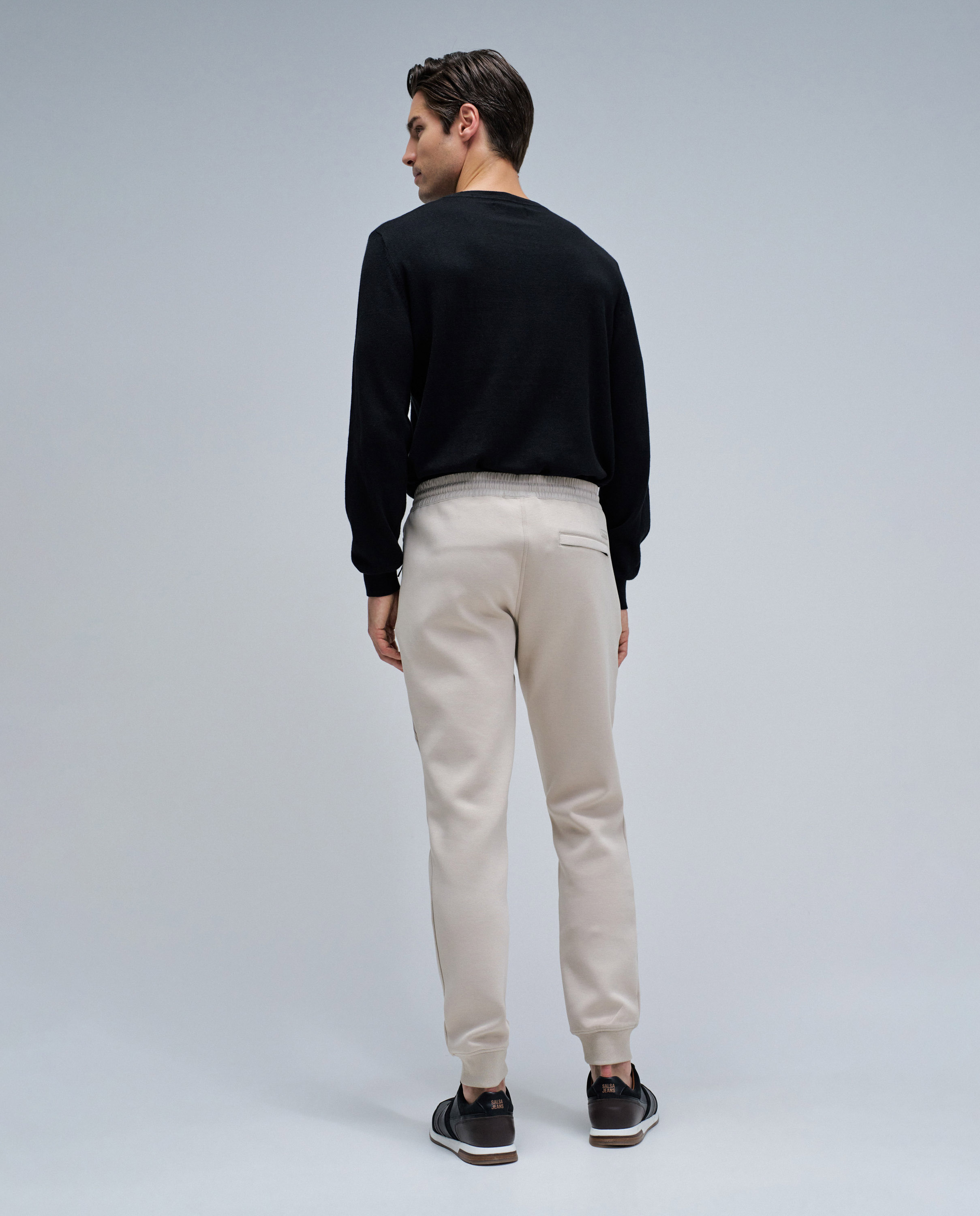 Calças Joggers Slim Fit de Malha Natural-3