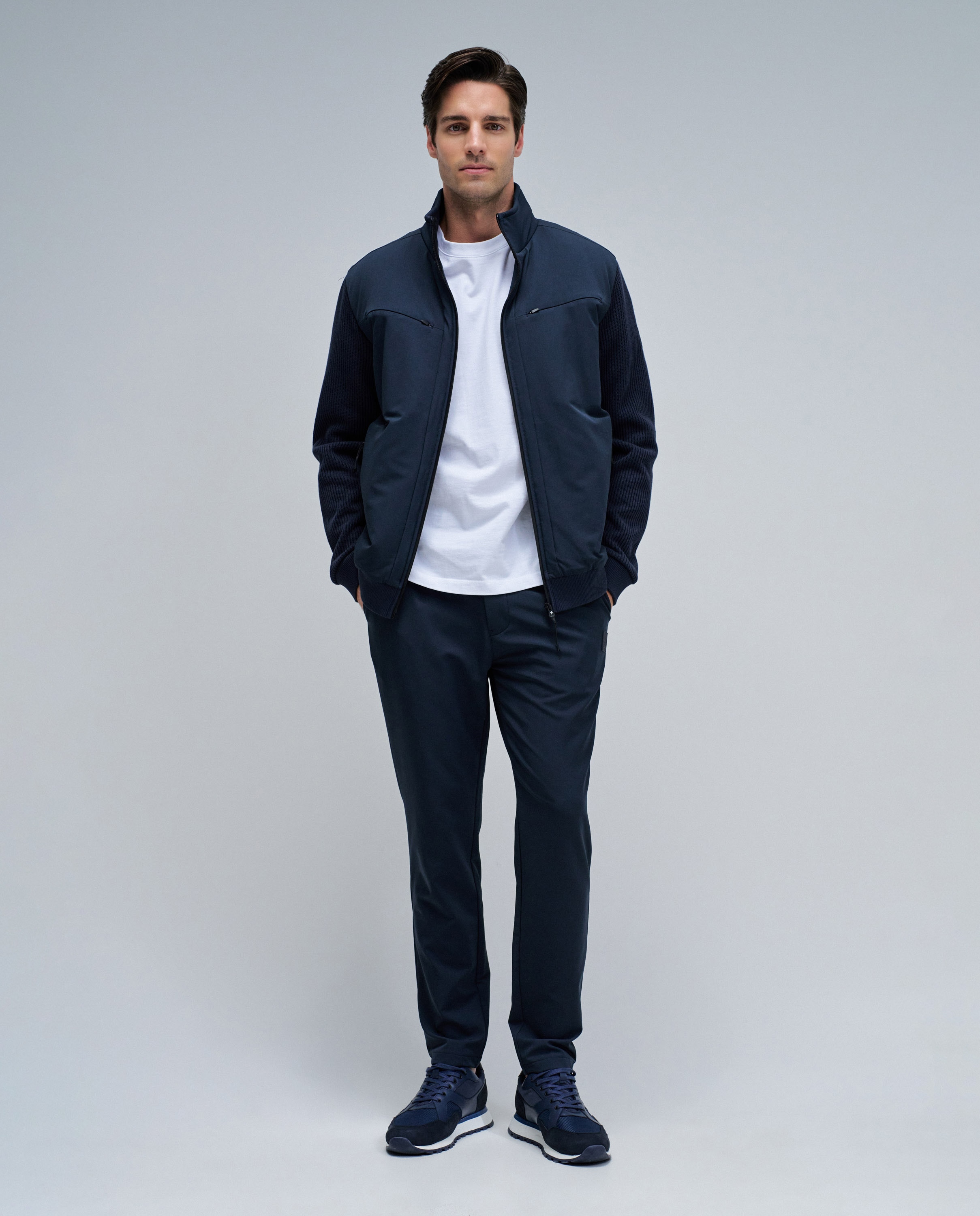 Calças Joggers Slim Fit em Tecido Azul-escuro-1