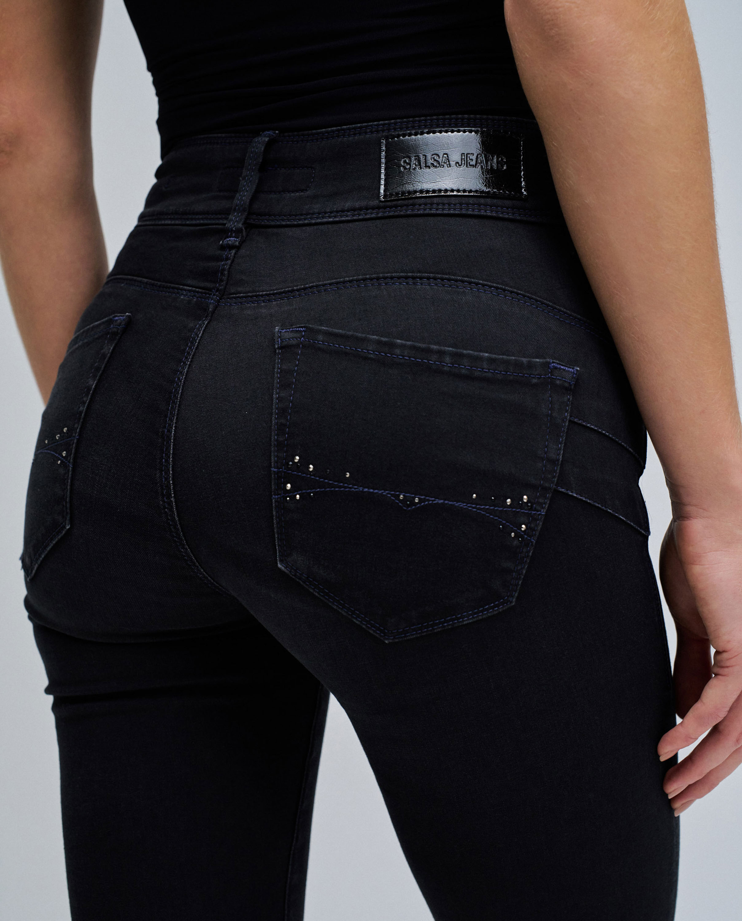 Jeans Secret Push In Skinny Soft Touch Preto-4