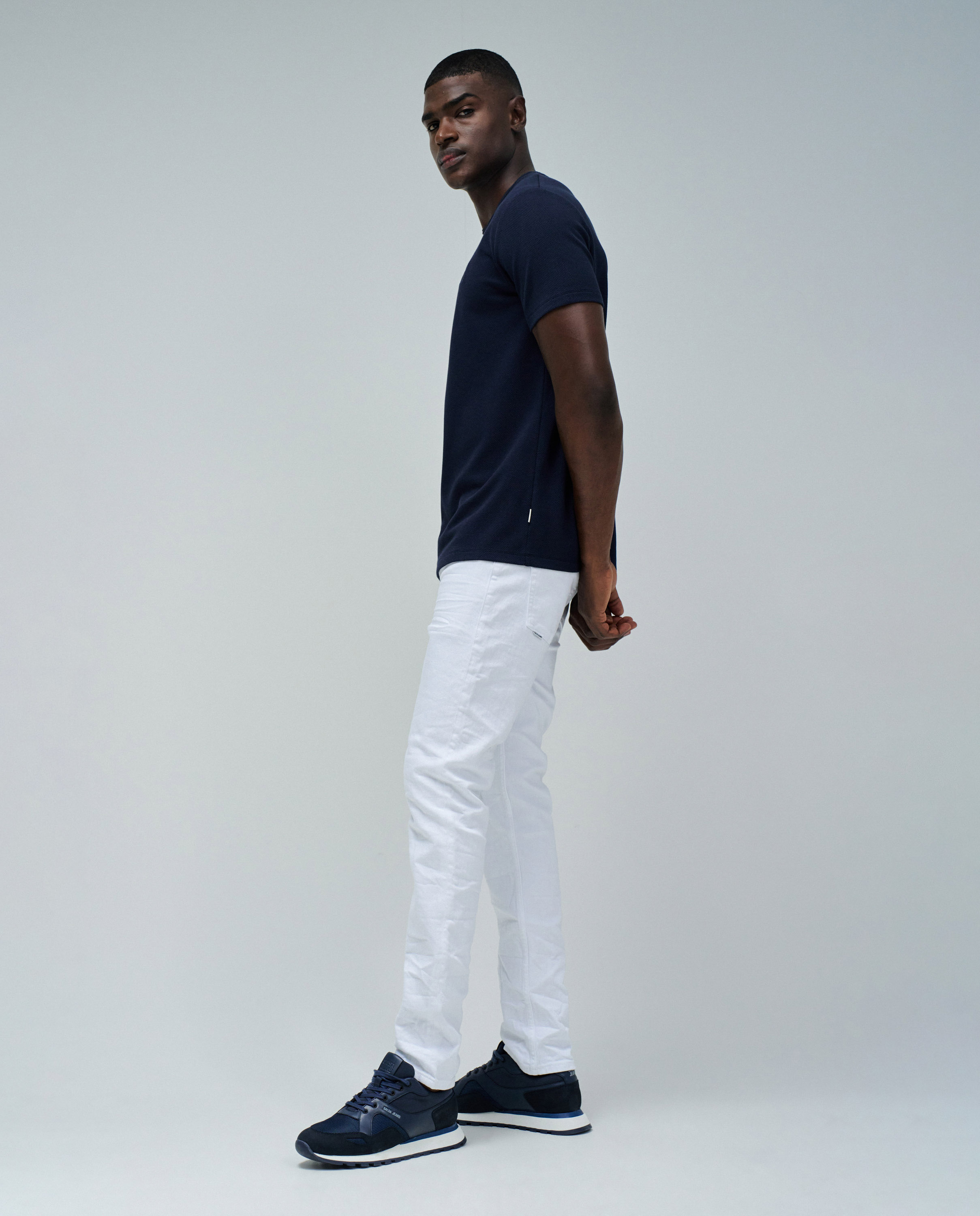 T-shirt com Textura Azul-escuro-2