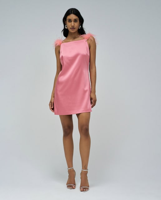 Imagem 0 de Vestido de Cetim com Plumas