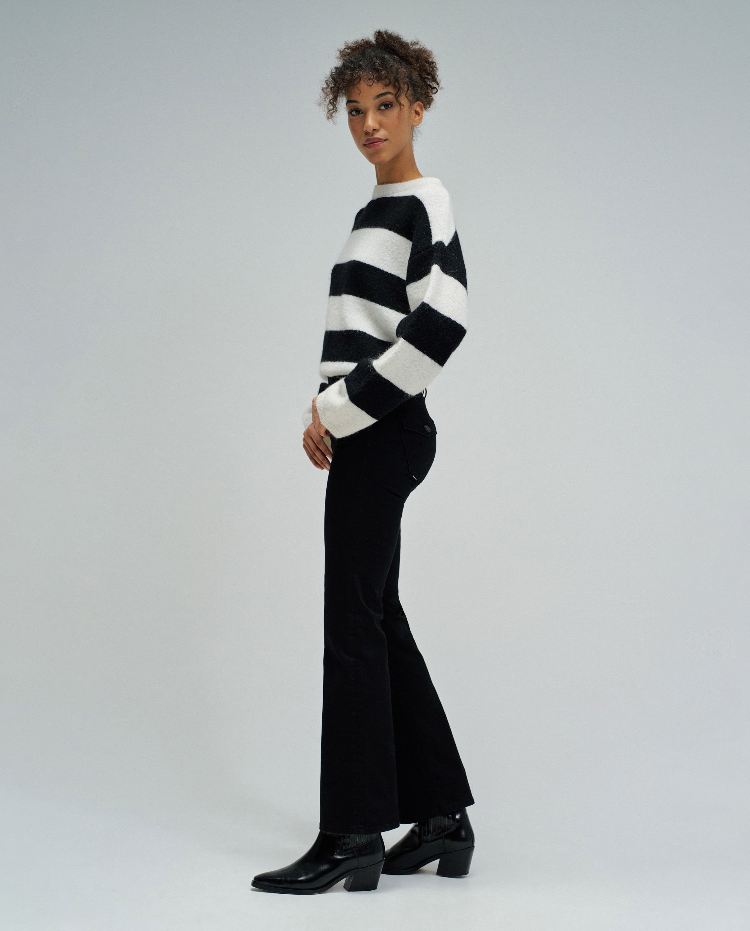 Jeans Secret Push In Bootcut Preto-2