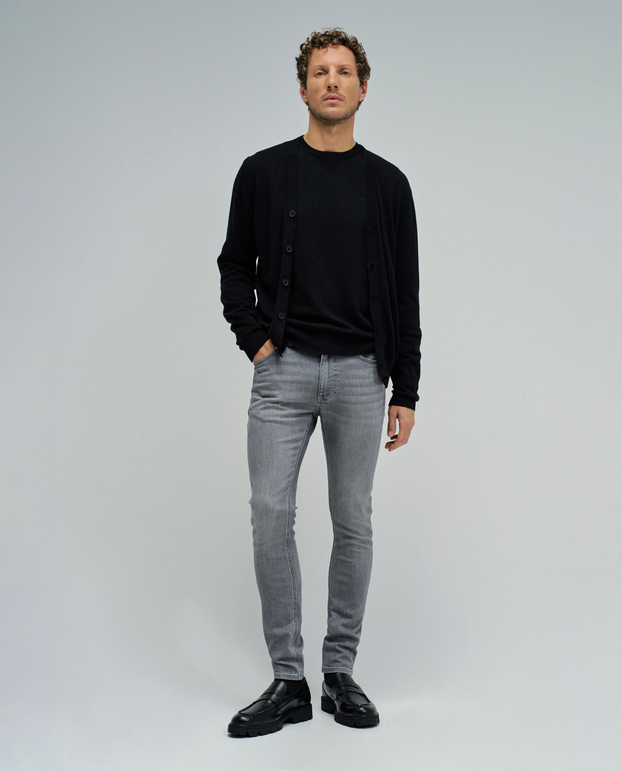 Imagem 0 de Jeans Skinny com Cinco Bolsos