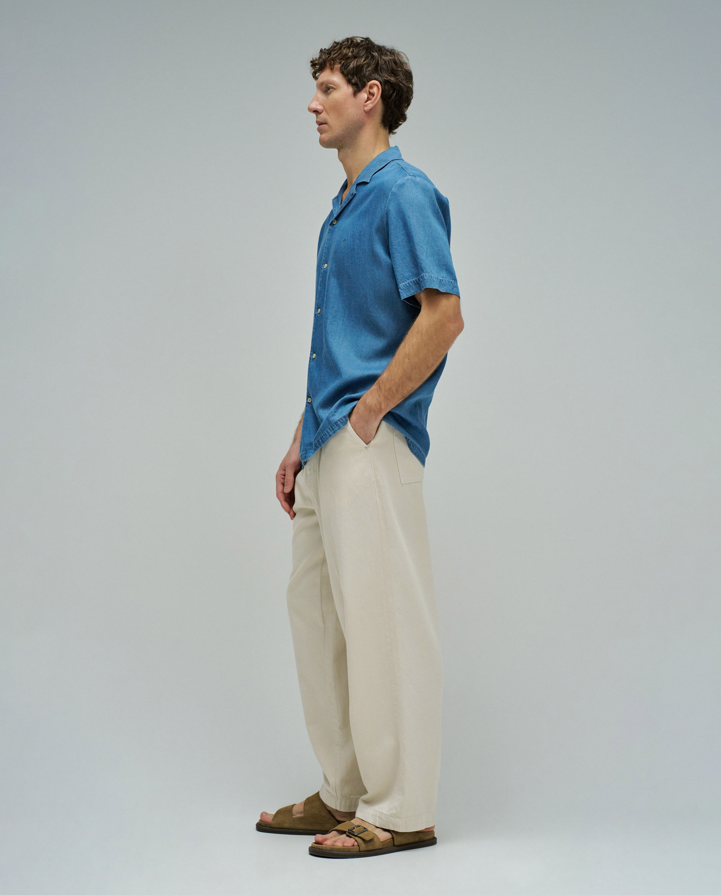 Camisa em Denim Leve Corte Regular Azul-2