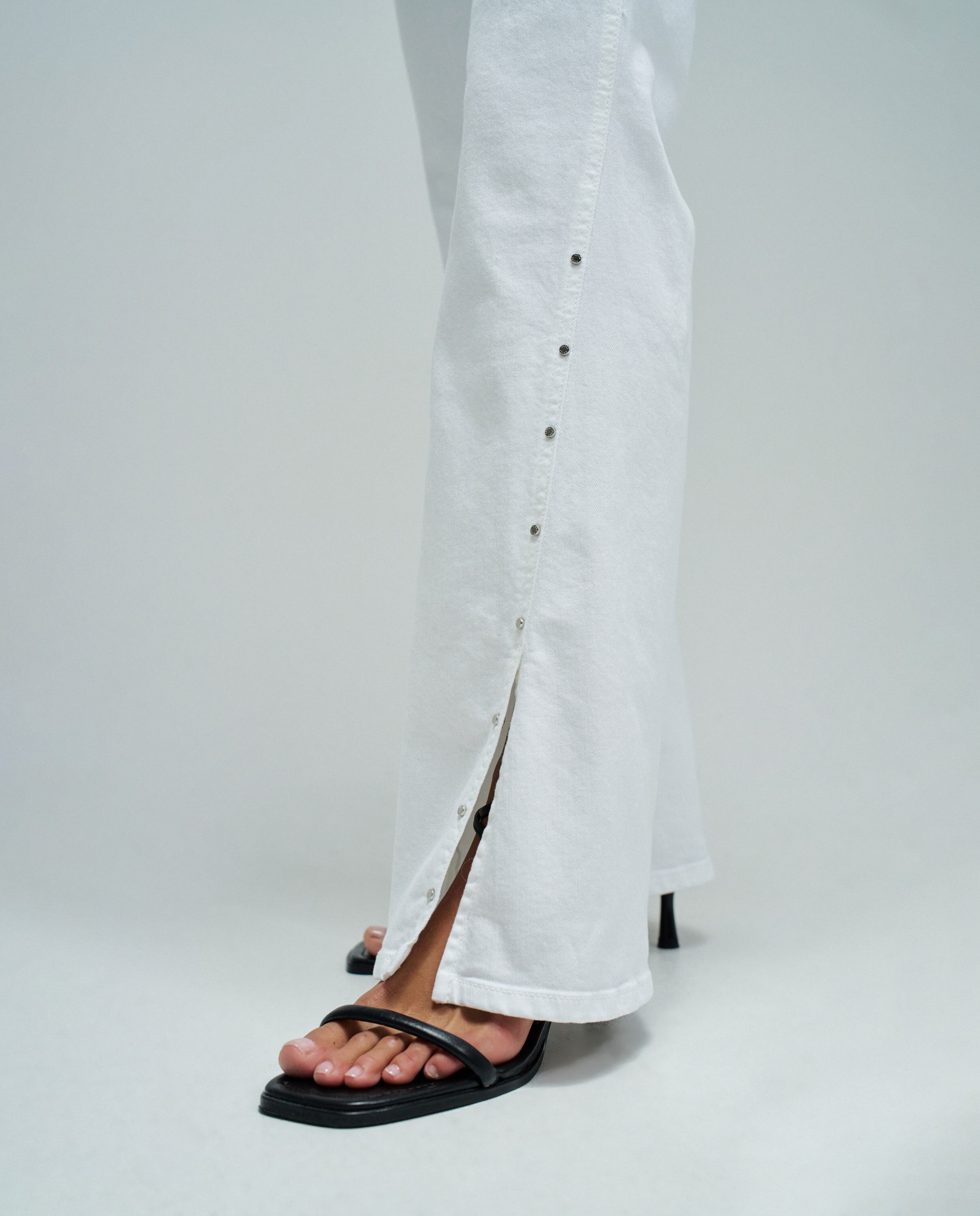 Jeans Faith Push In Flare Branco-4