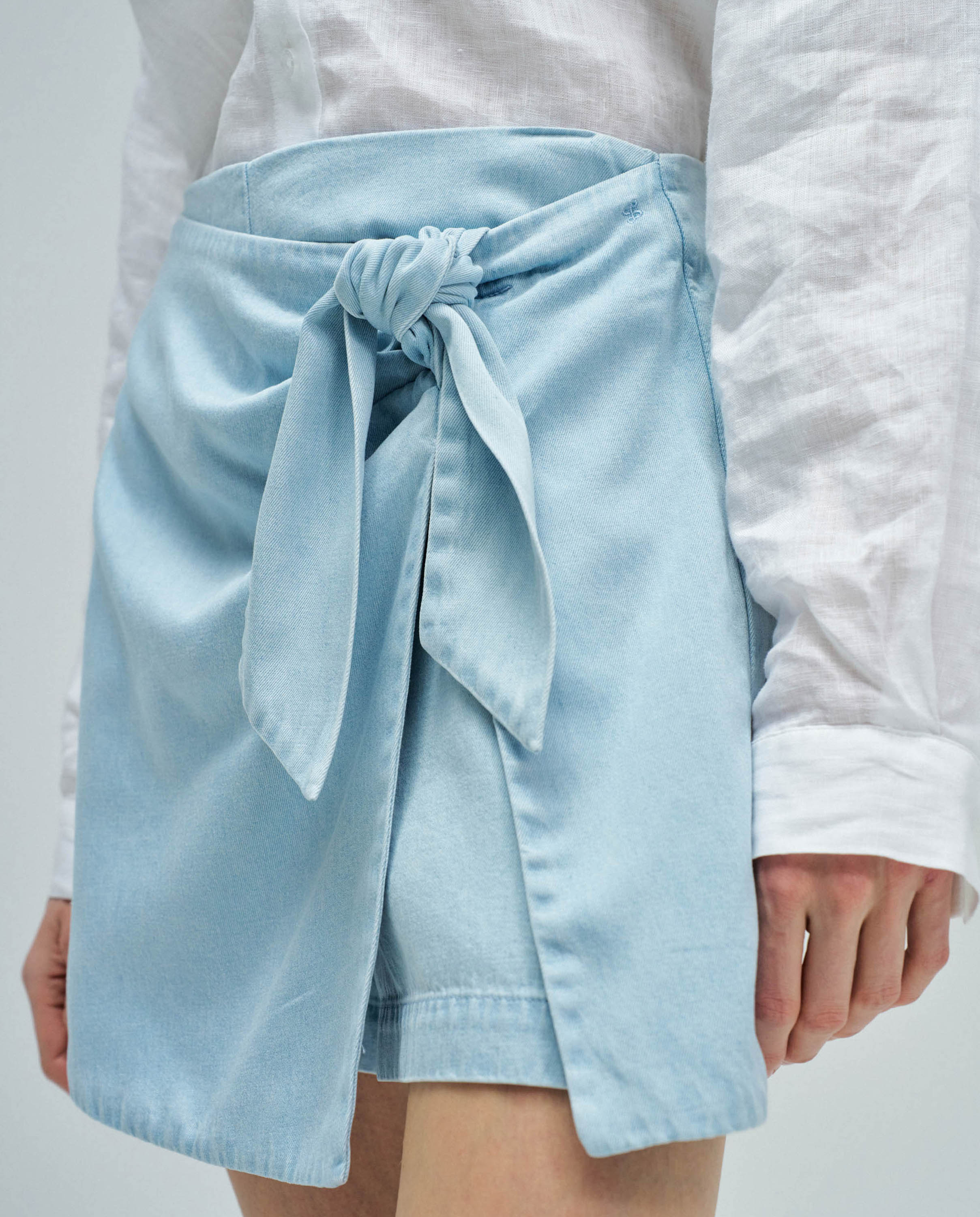 Skort em Lightdenim de Cintura Alta Azul-4
