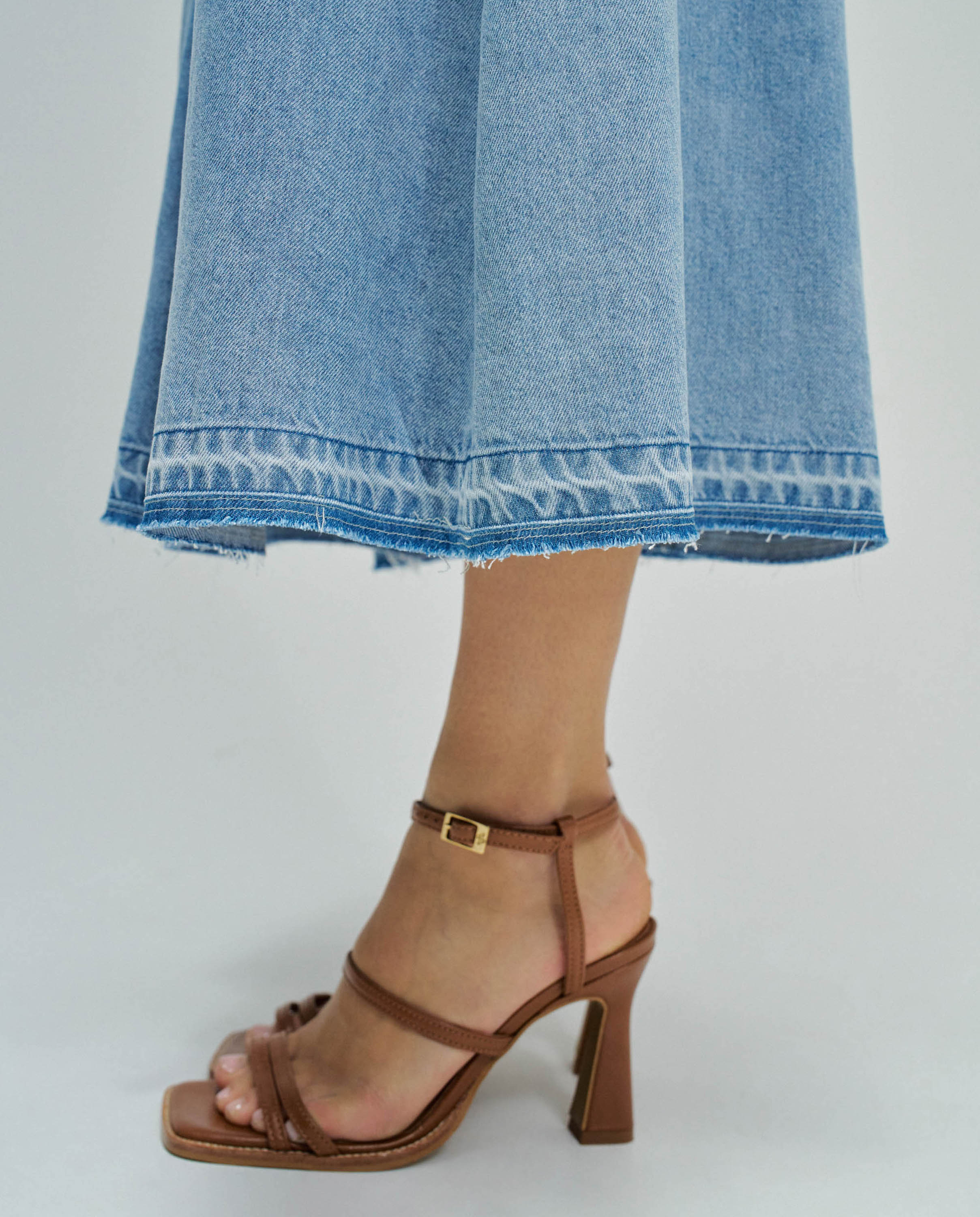 Saia Midi em Lightdenim Azul-4