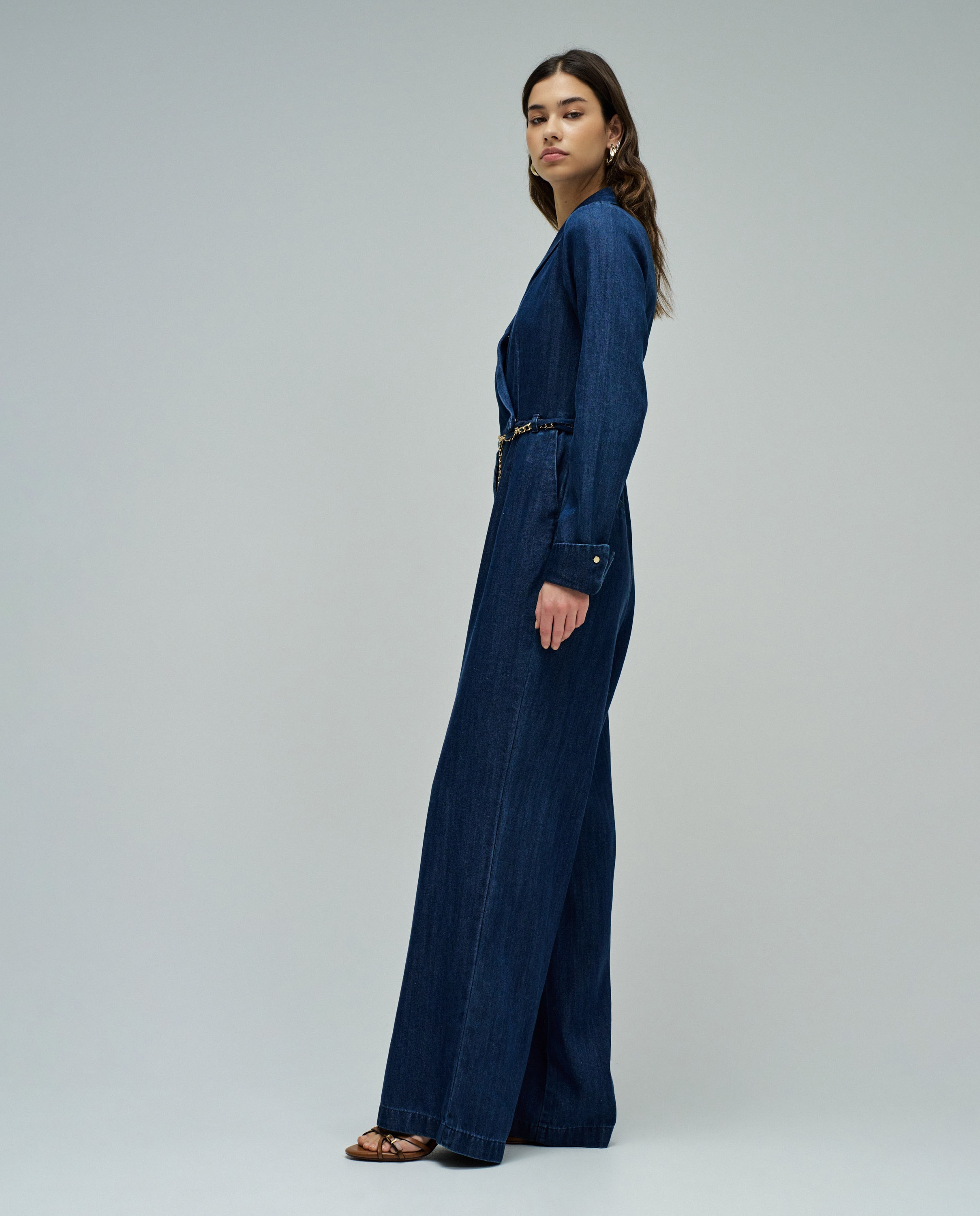 Macacão em Light Denim com Perna Wide Azul-escuro-2