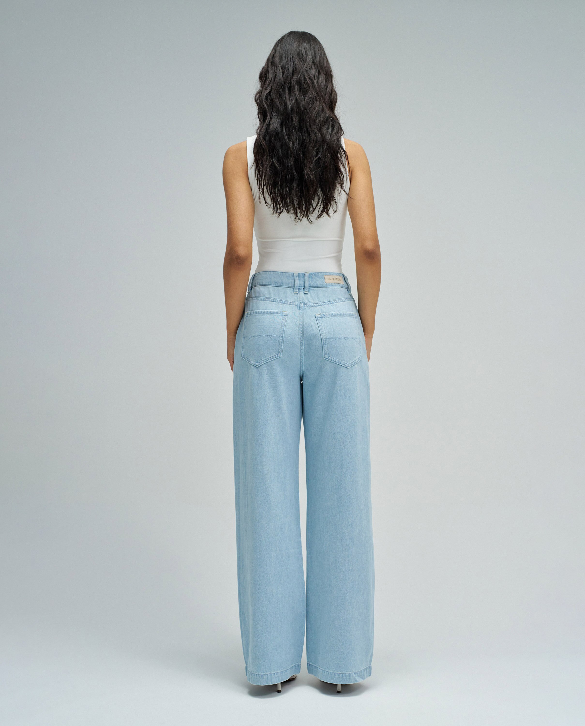 Calças Chino Wide em Lightdenim Azul-3