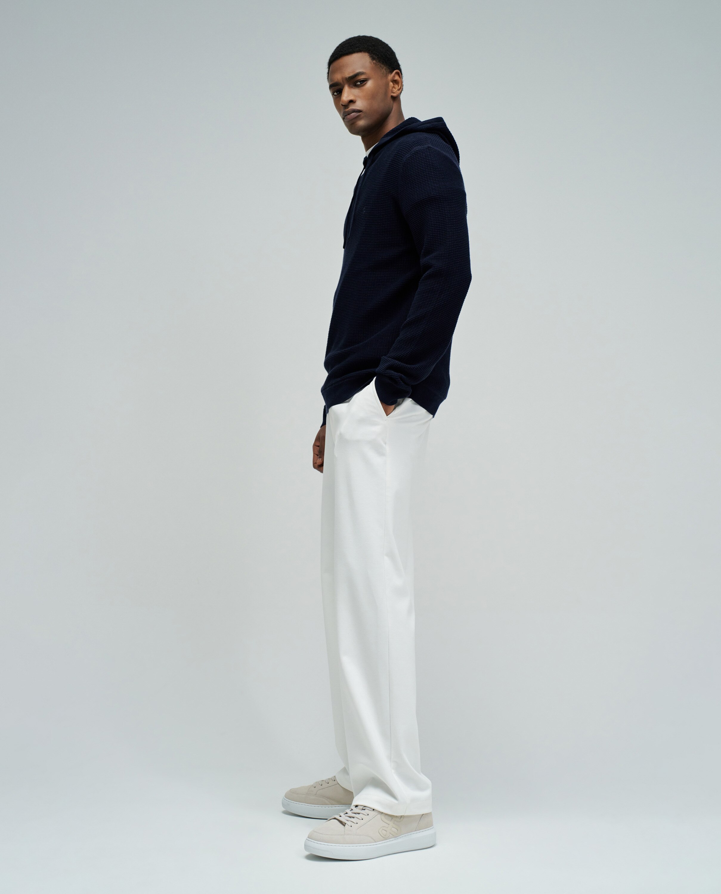 Sweatshirt com Capuz em Tecido Texturizado Azul-marinho-2