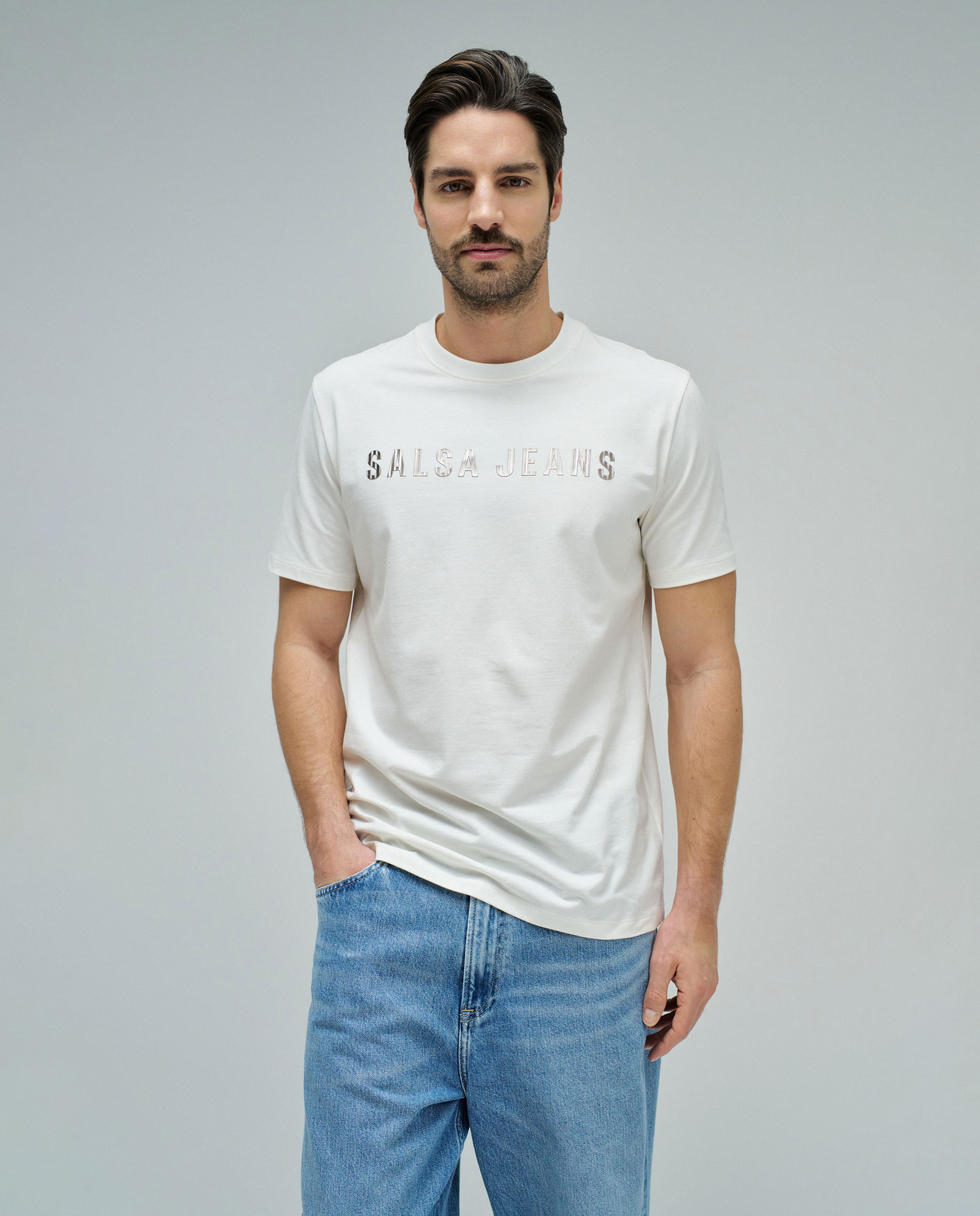 Imagem 0 de T-shirt com Branding de Ajuste Regular