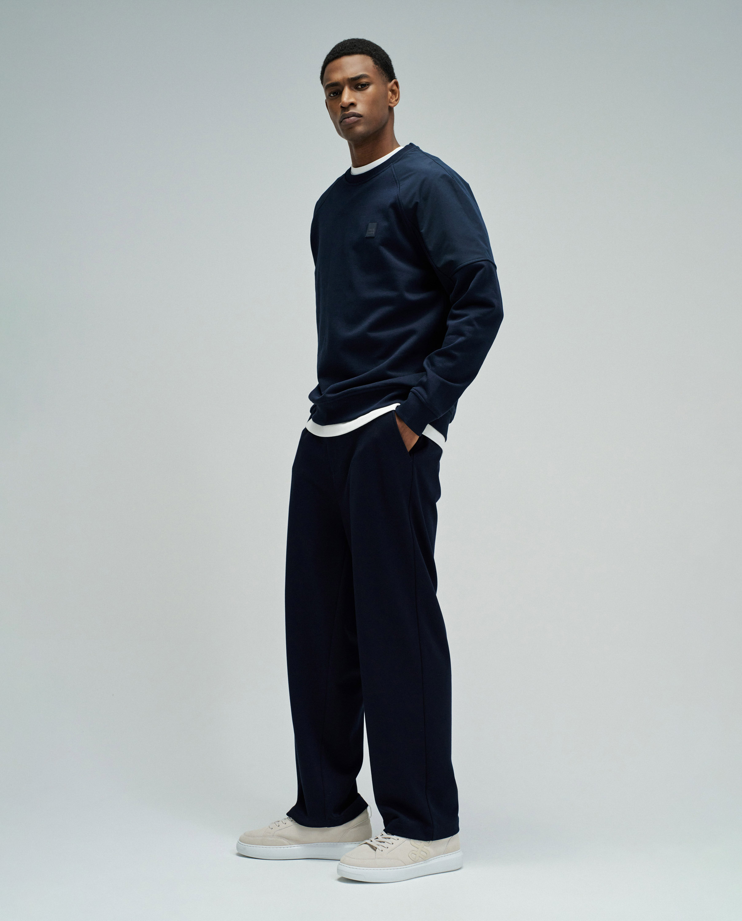Sweatshirt com Branding sem Capuz Azul-marinho-2