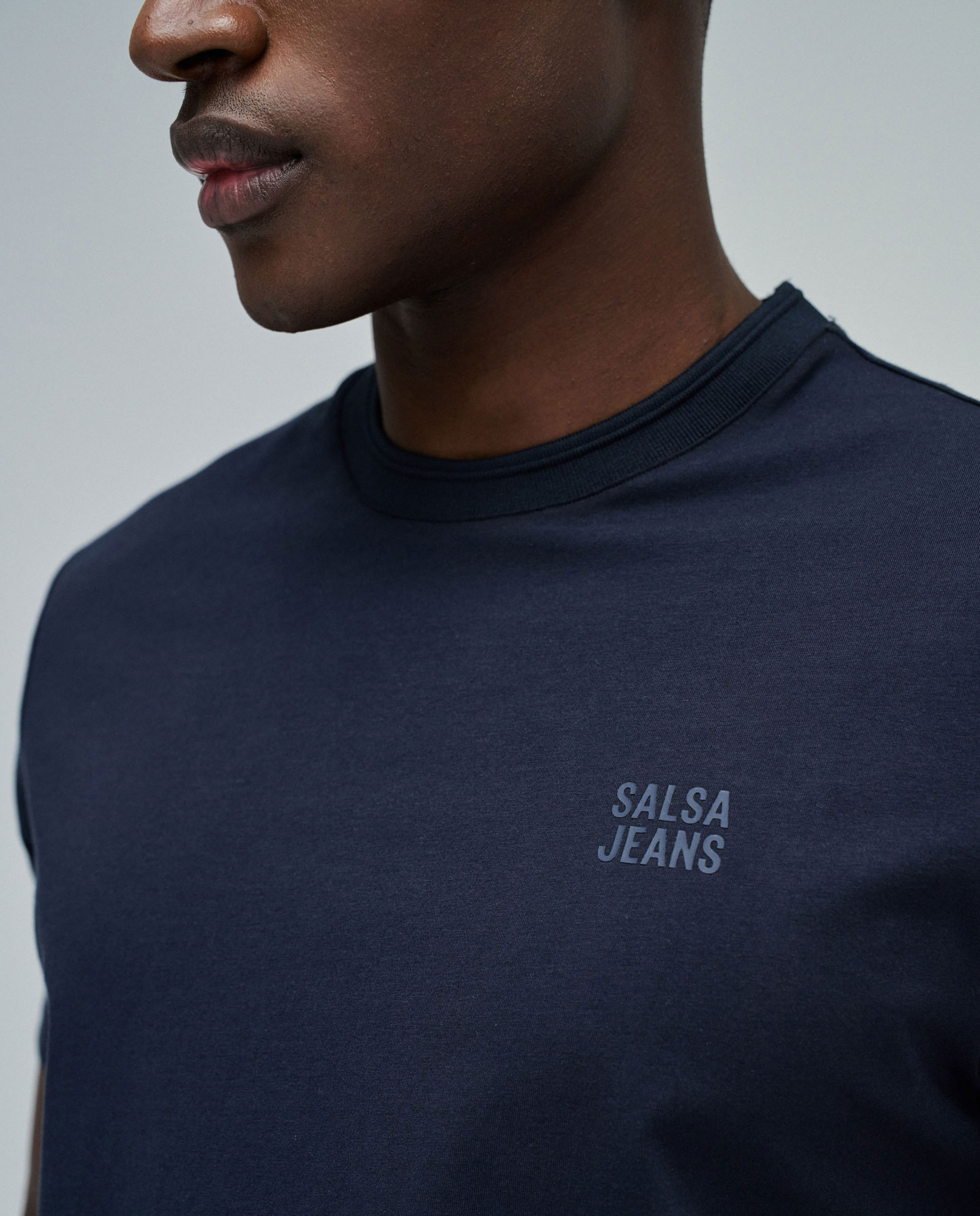 T-shirt com Branding Slim Fit Azul-4