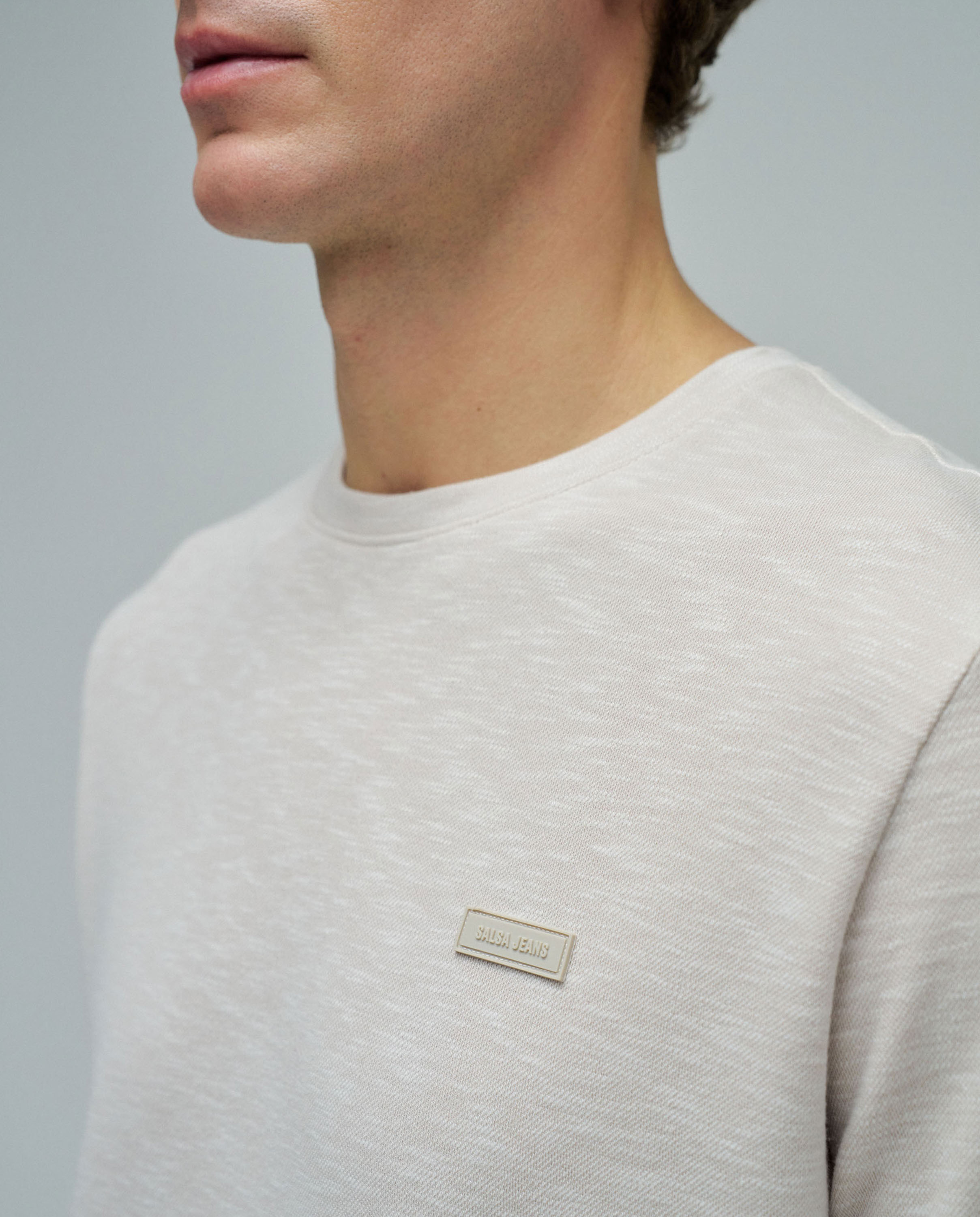 T-shirt com Branding Slim Fit Natural-4