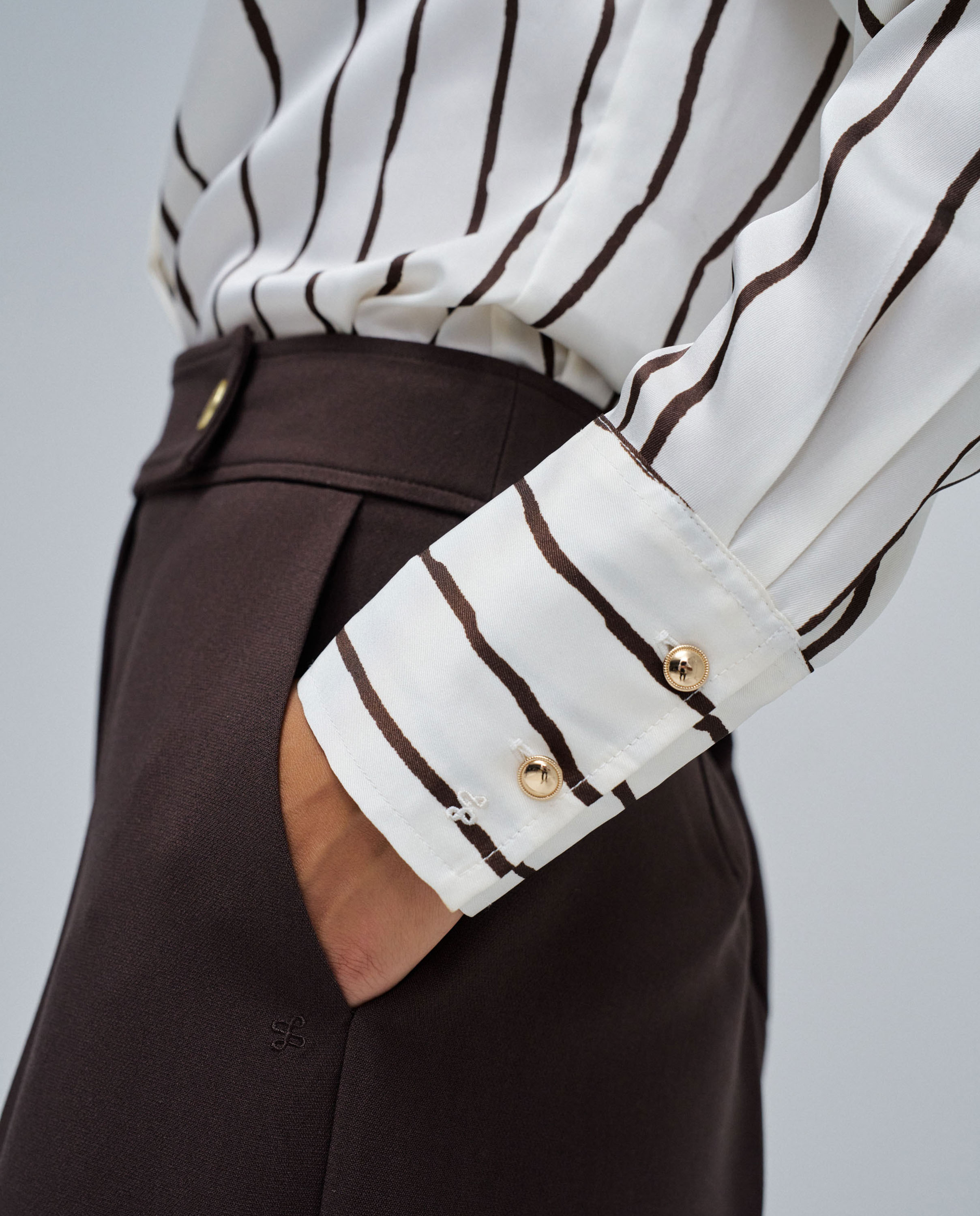 Camisa Às Riscas Branco / Preto-4