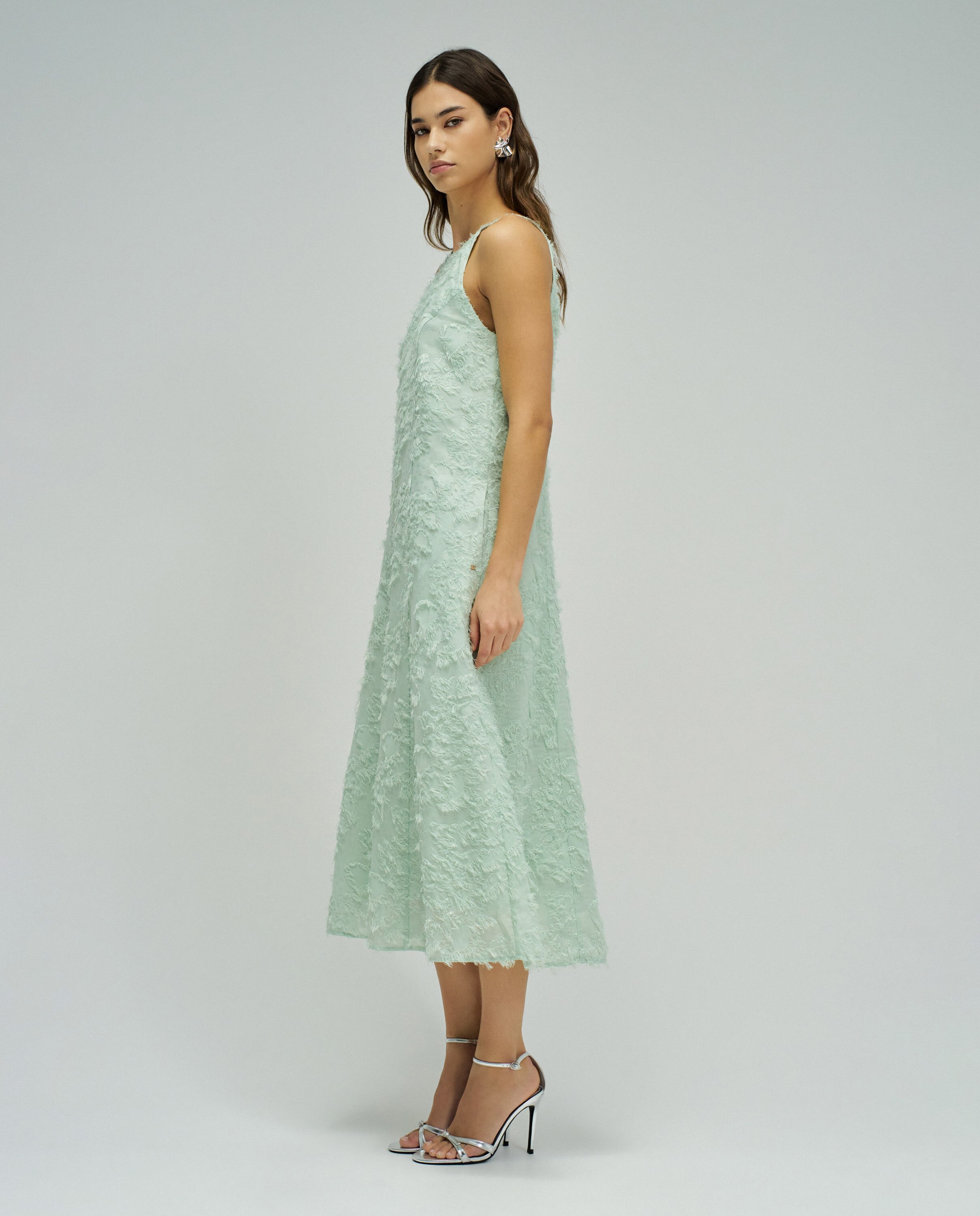 Vestido Midi Texturizado com Bordados Verde-menta-2