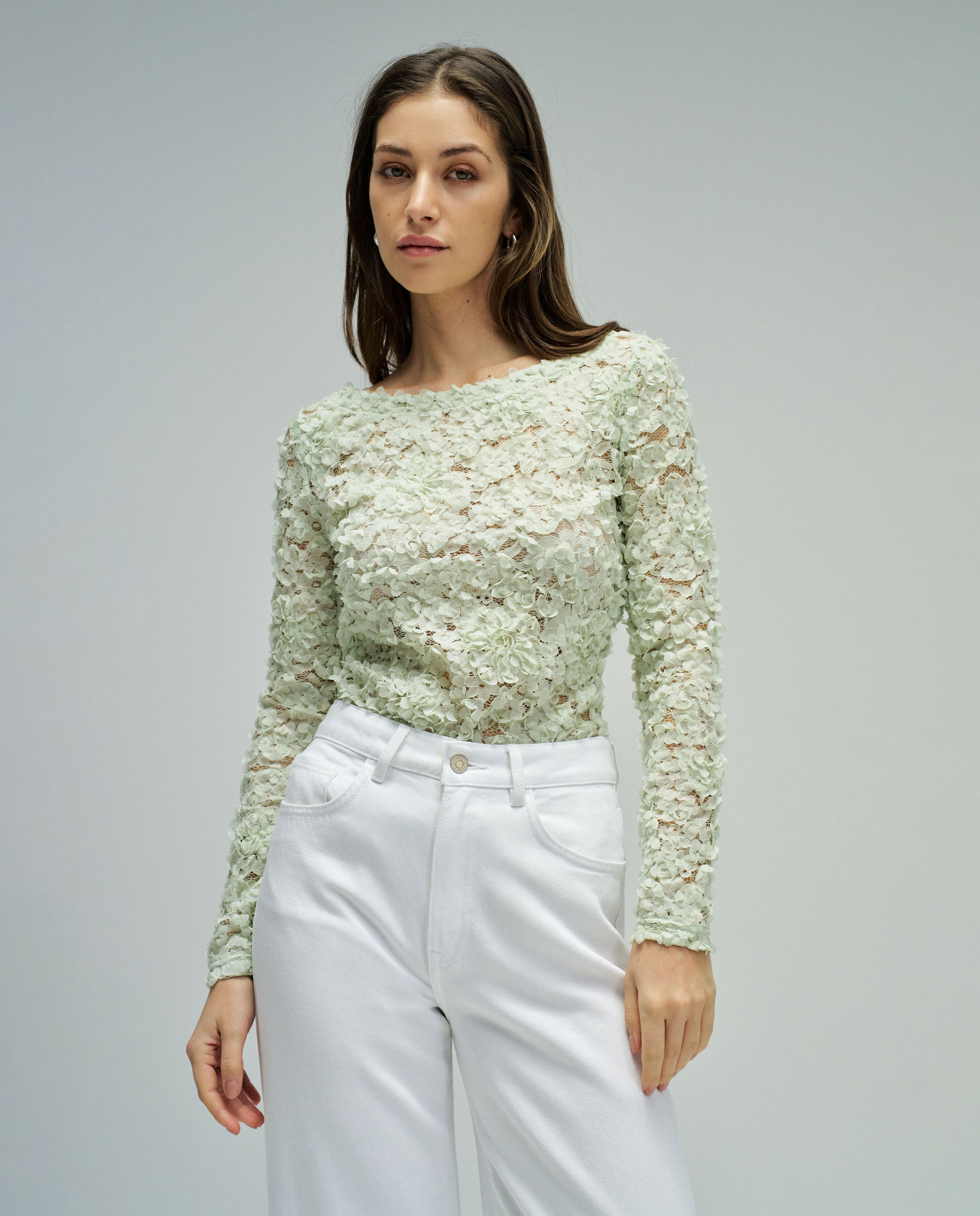 Imagem 0 de Blusa Texturada com Flores