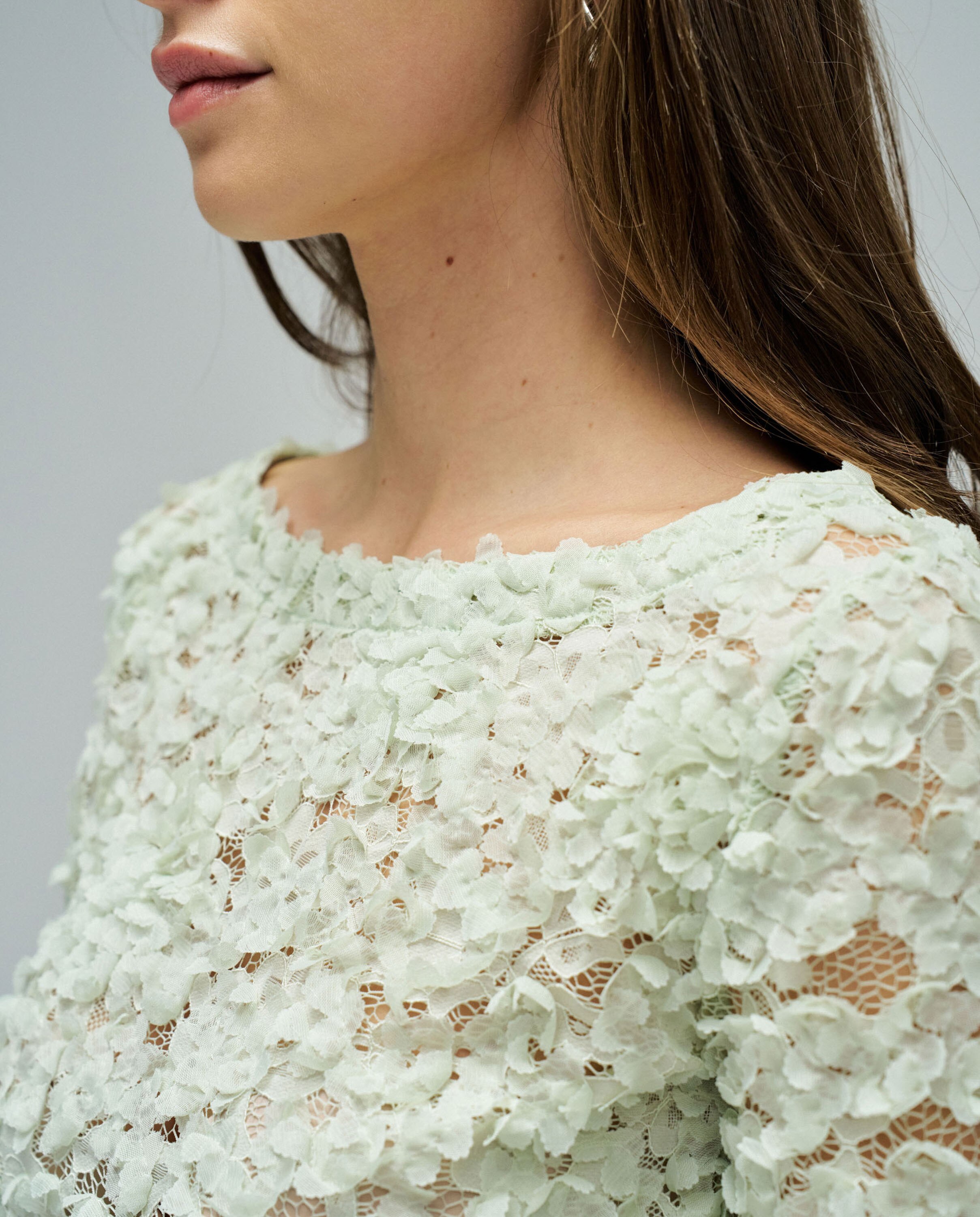 Blusa Texturada com Flores Verde-4