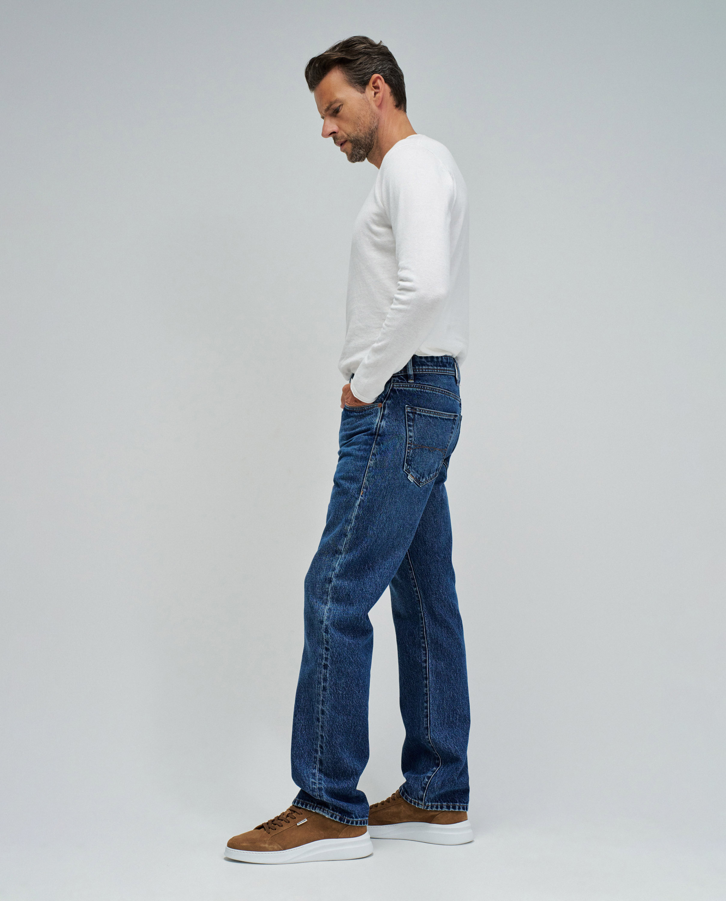 Jeans Straight com Corte a Direito Azul-2