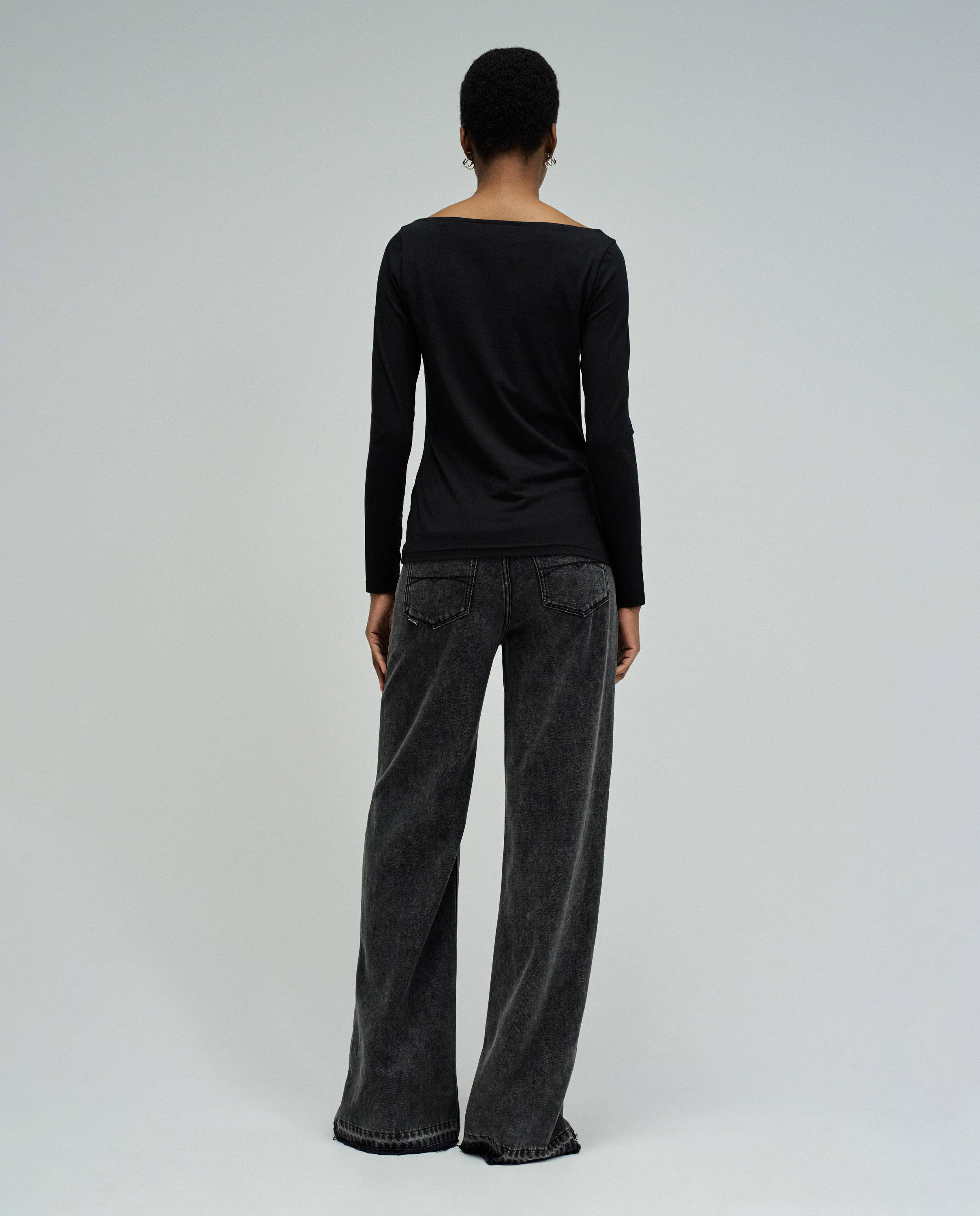 Blusa com Branding Preto-3