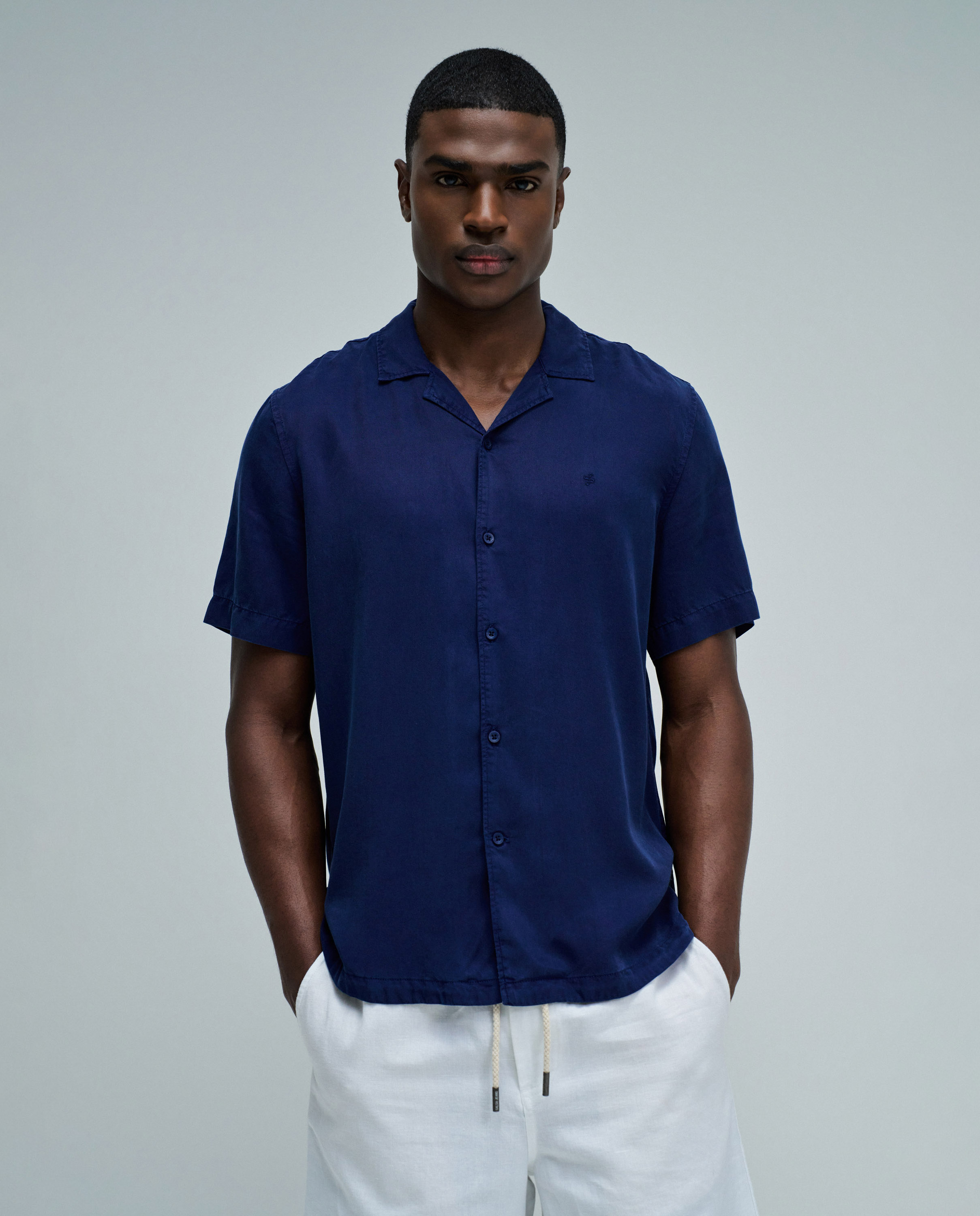 Imagem 0 de Camisa em Denim Leve