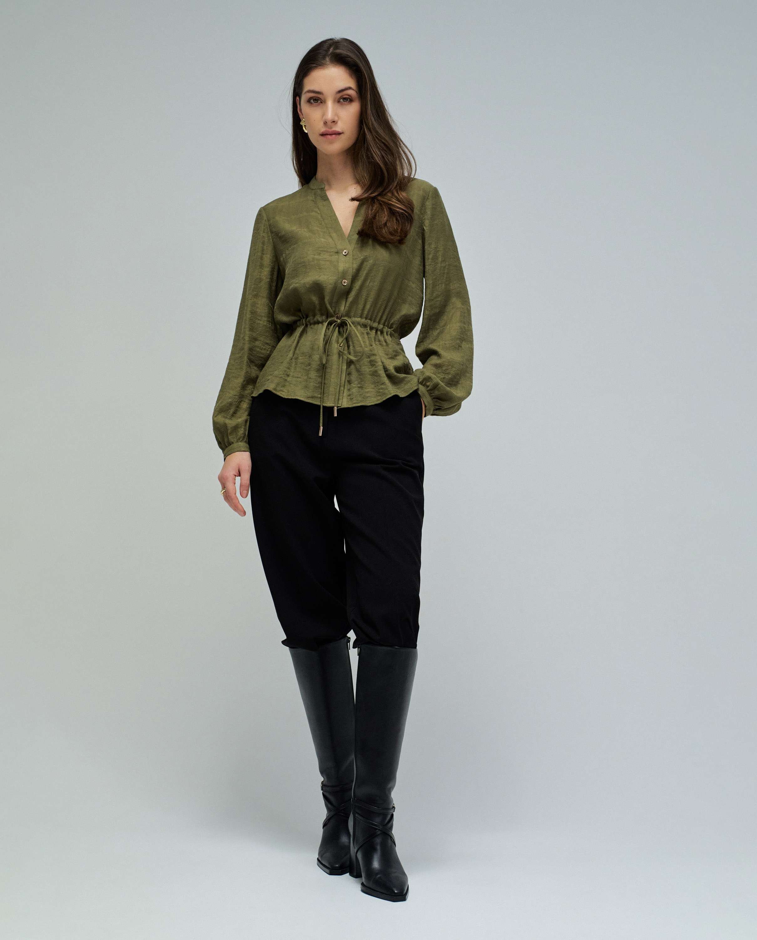 Blusa Texturada com Cinto Verde Azeitona-5