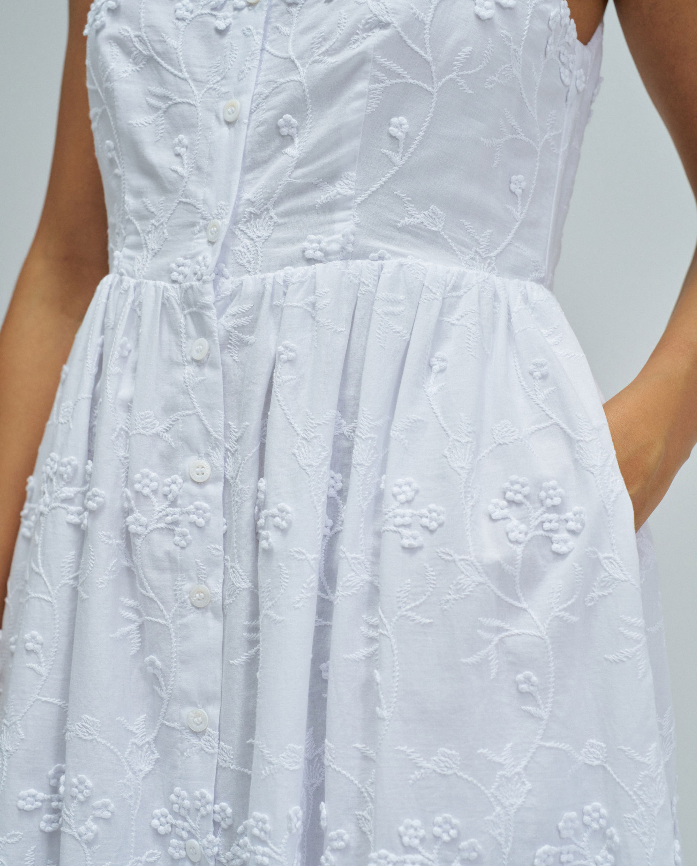 Vestido Midi com Bordados Branco-4