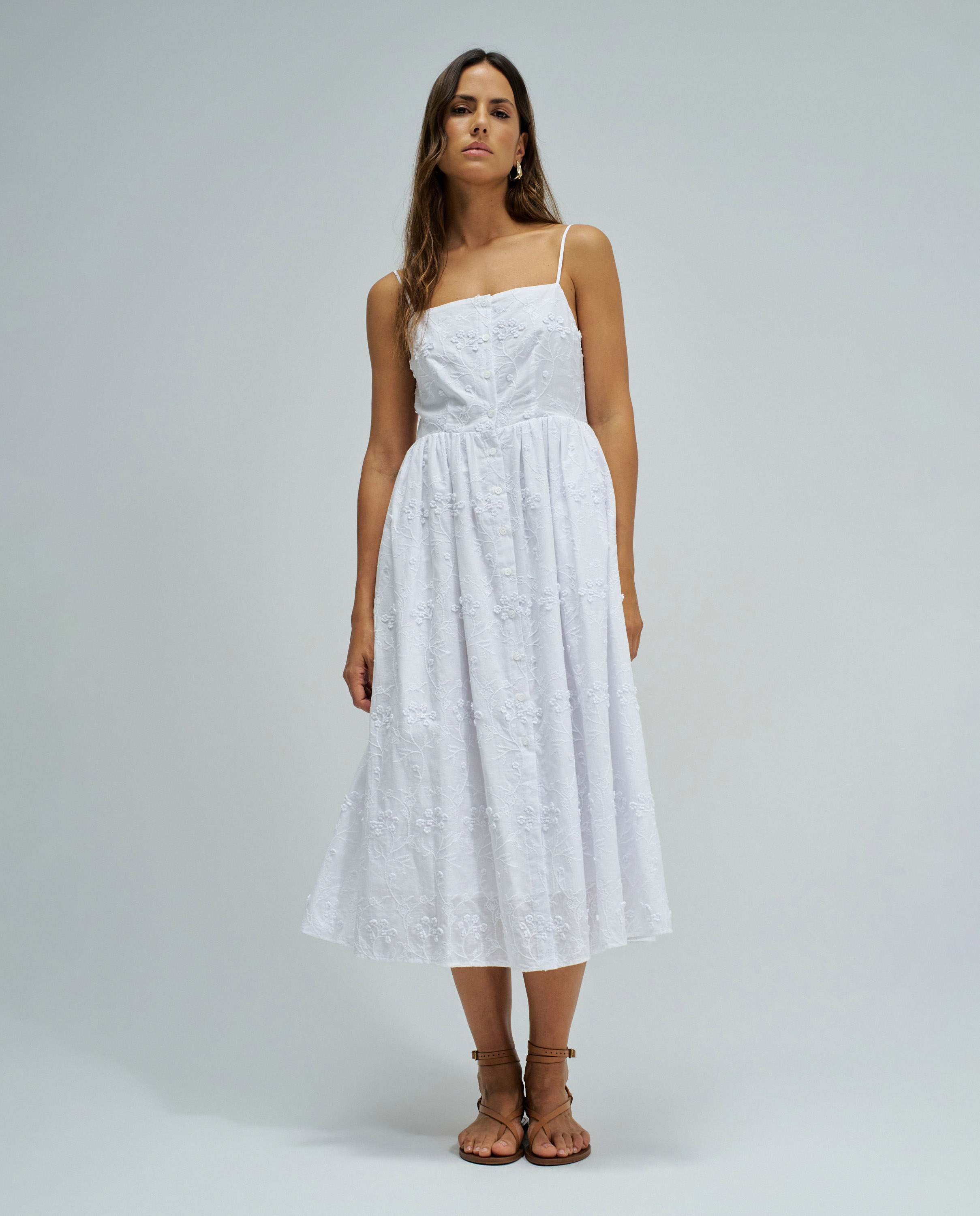 Imagem 0 de Vestido Midi com Bordados