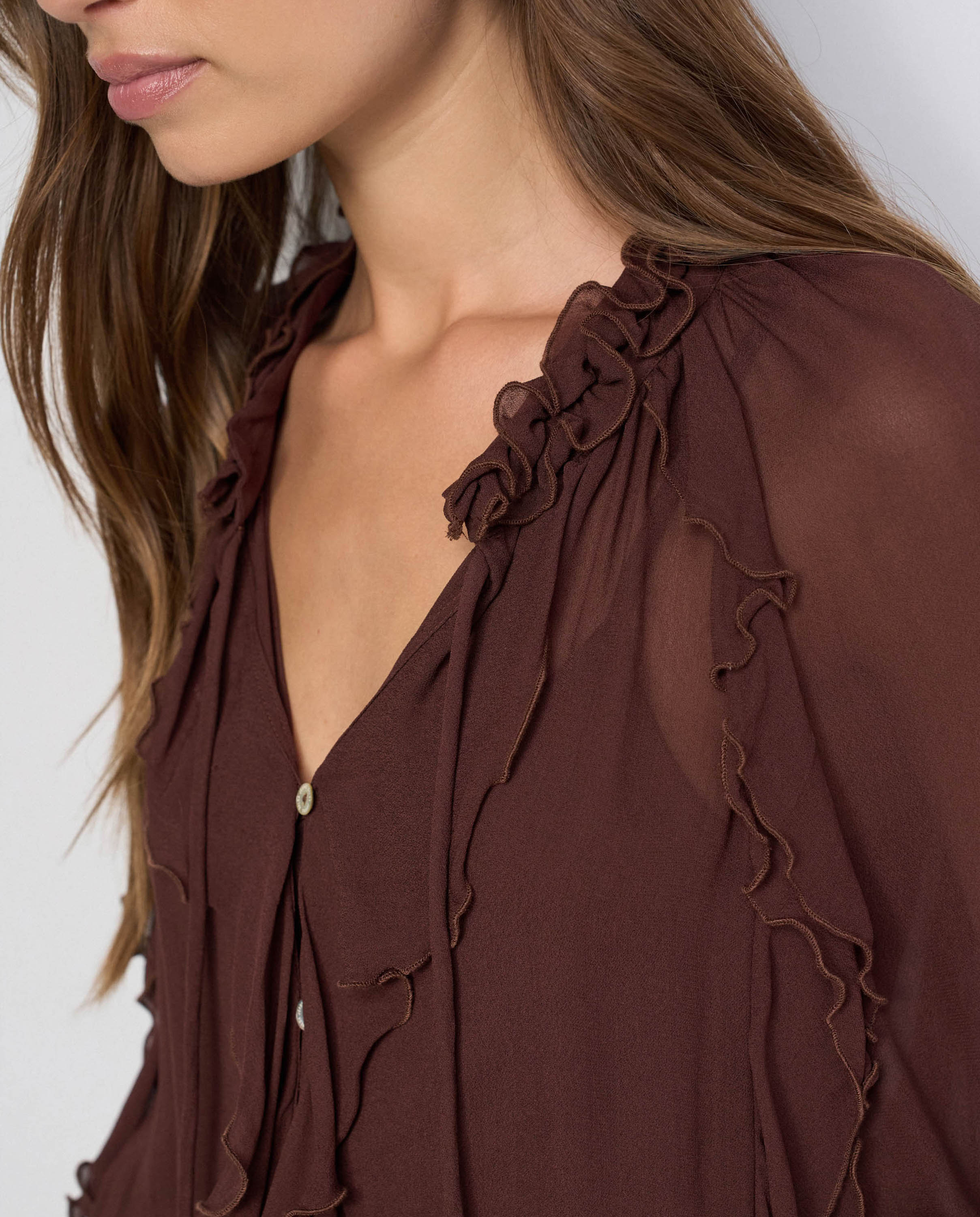 Blusa com Folhos Castanho-4