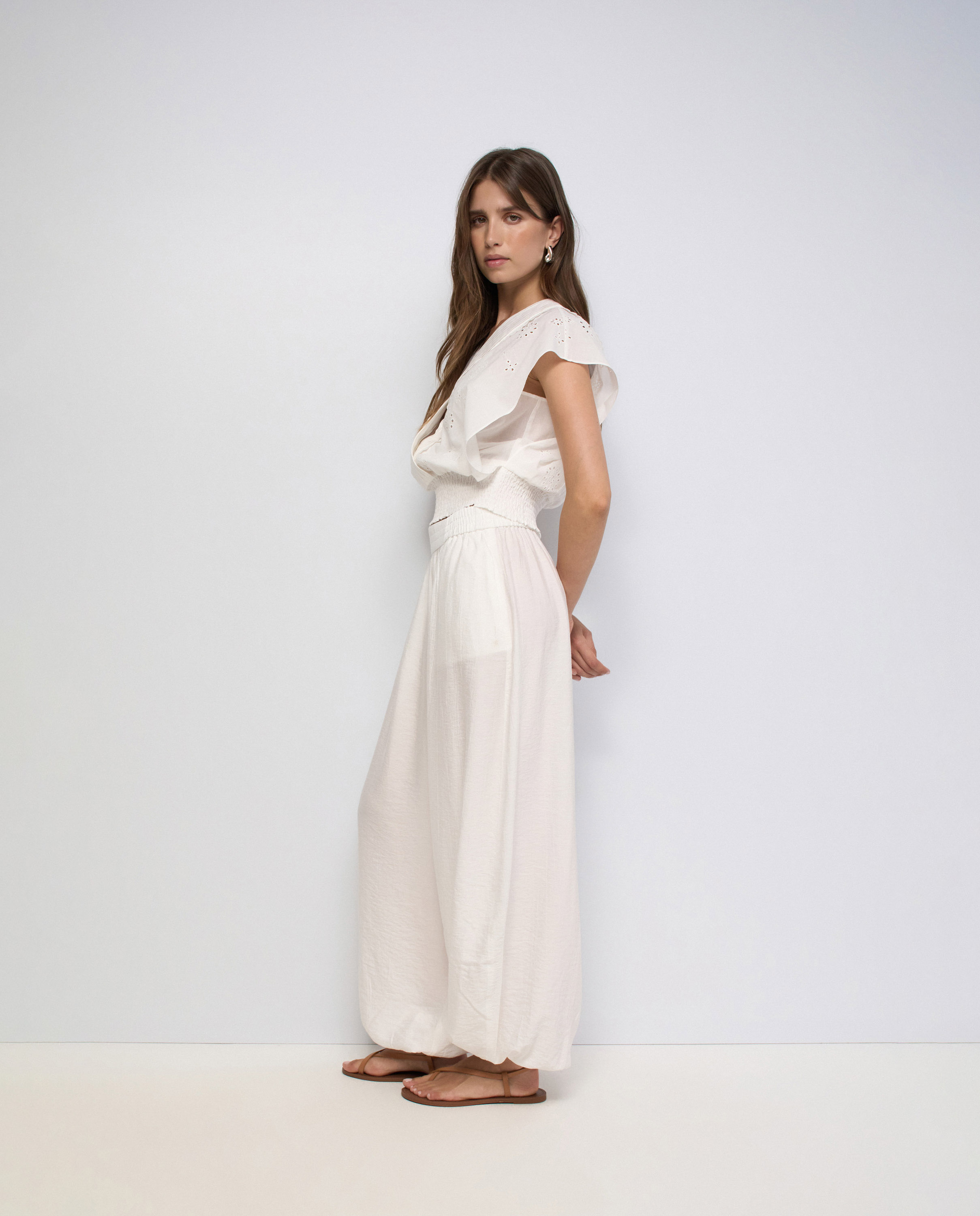 Blusa com Bordado Inglês Branco-2