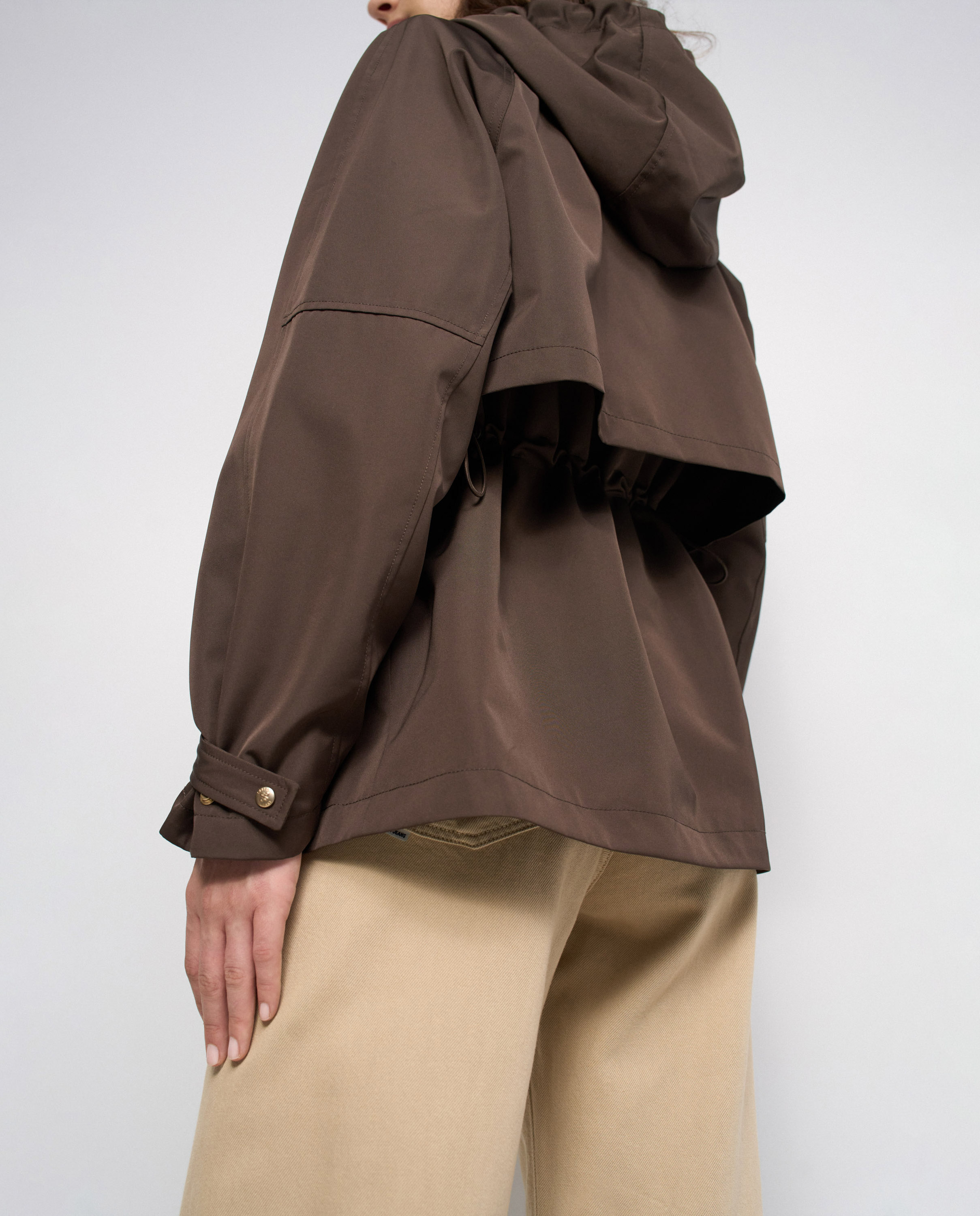 Parka Impermeável Castanho-4