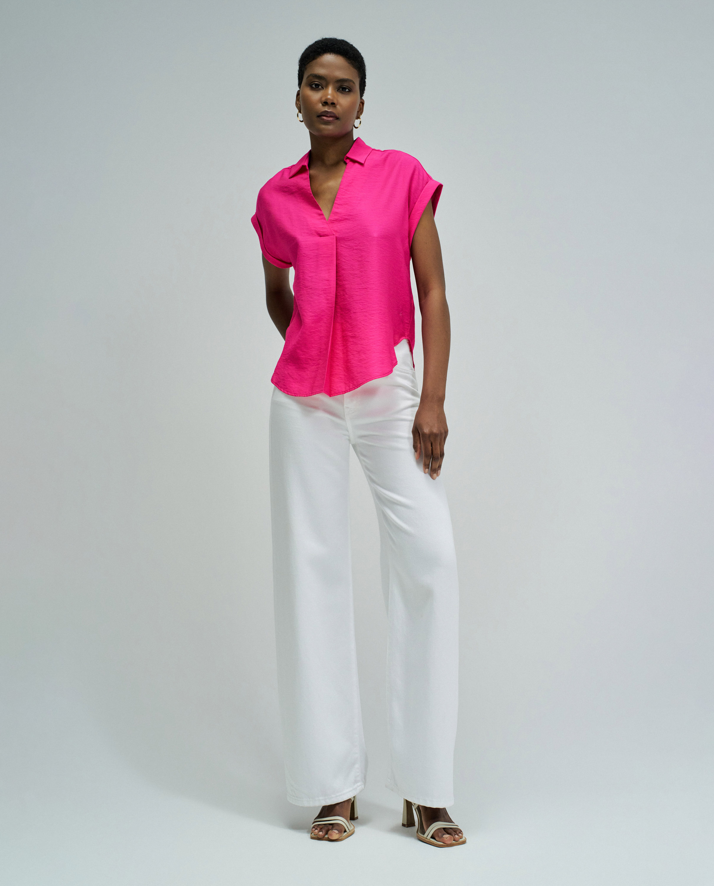 Camisa com Bordados Rosa-5