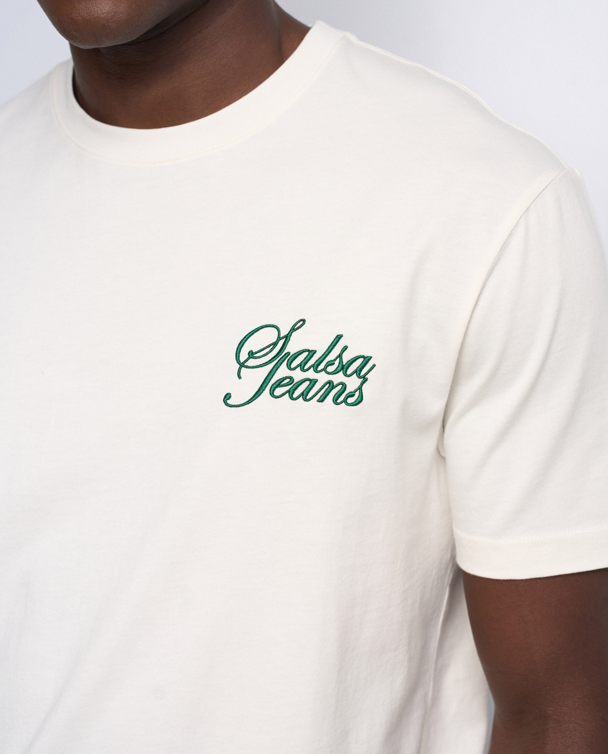T-shirt com Branding Branco-4