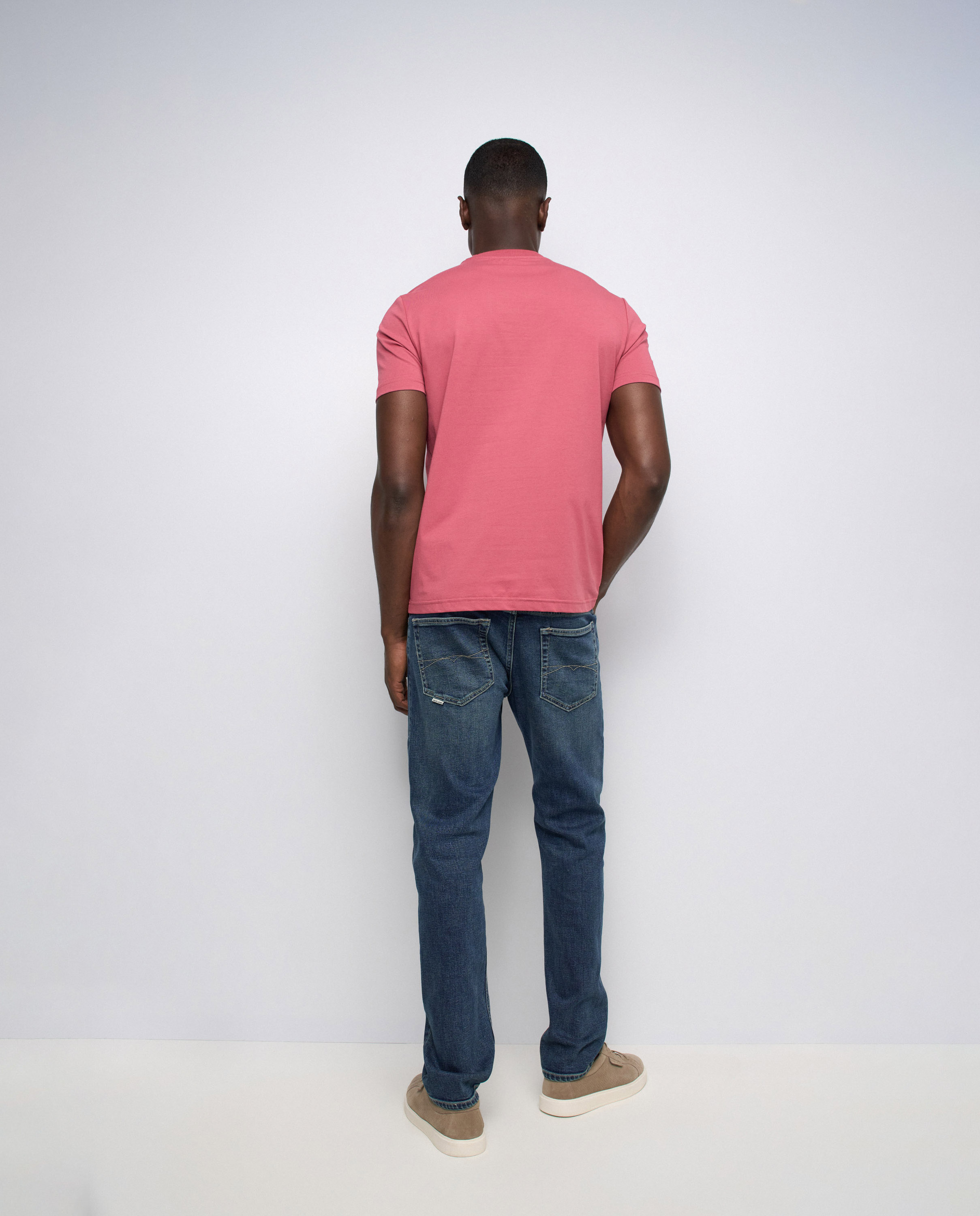 T-shirt com Branding Rosa-3