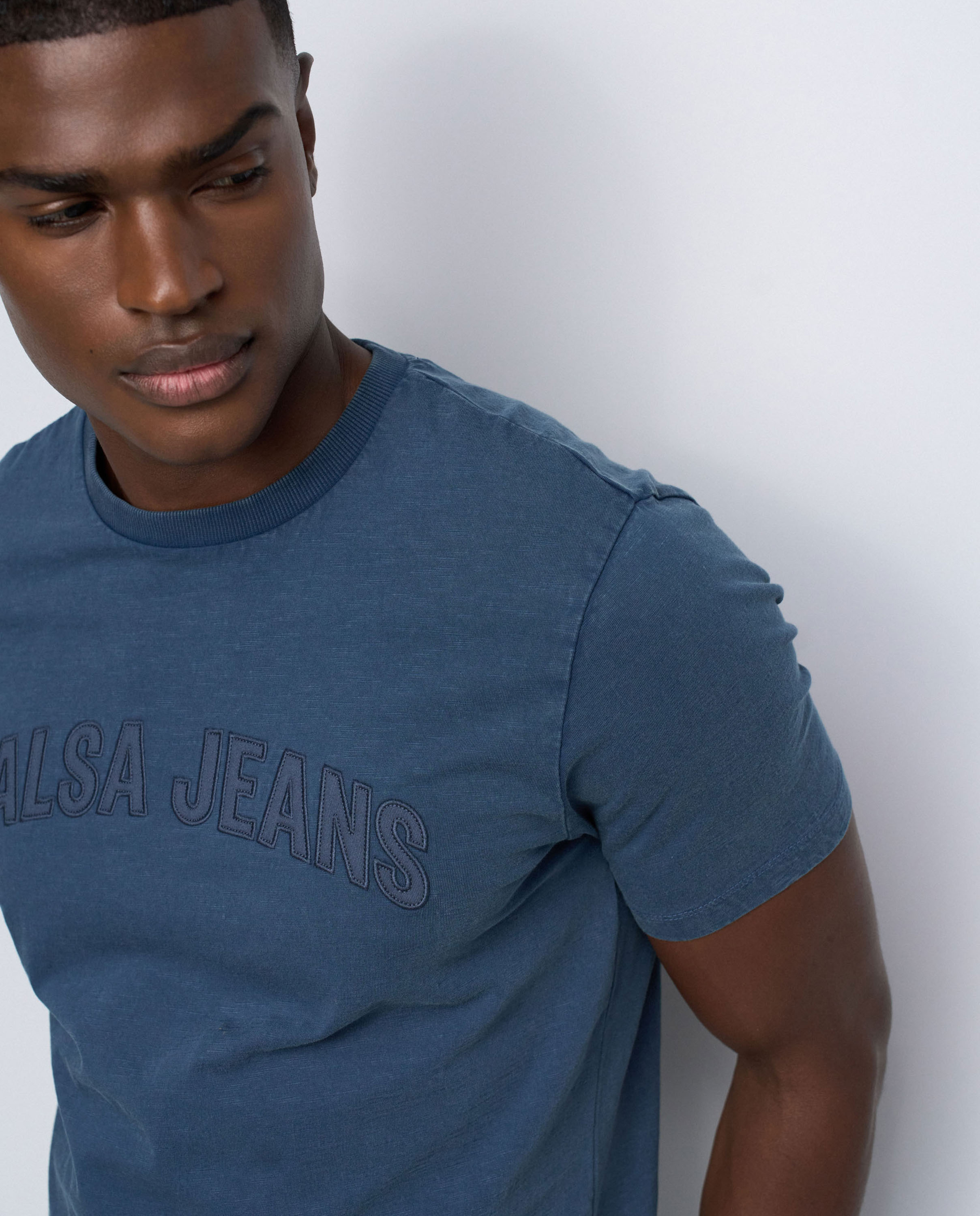 T-shirt com Branding Azul-4