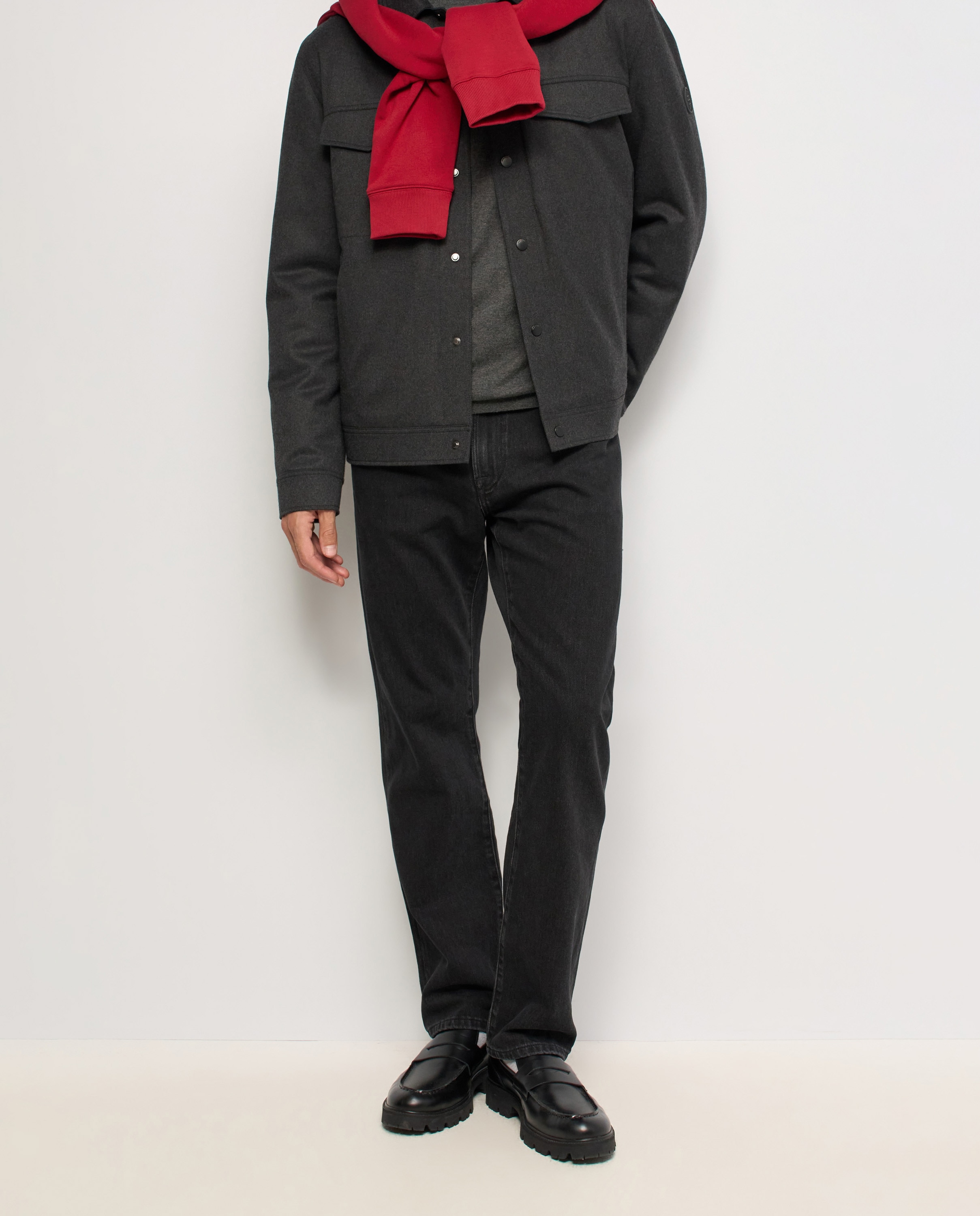 Jeans Straight Fit Preto-5