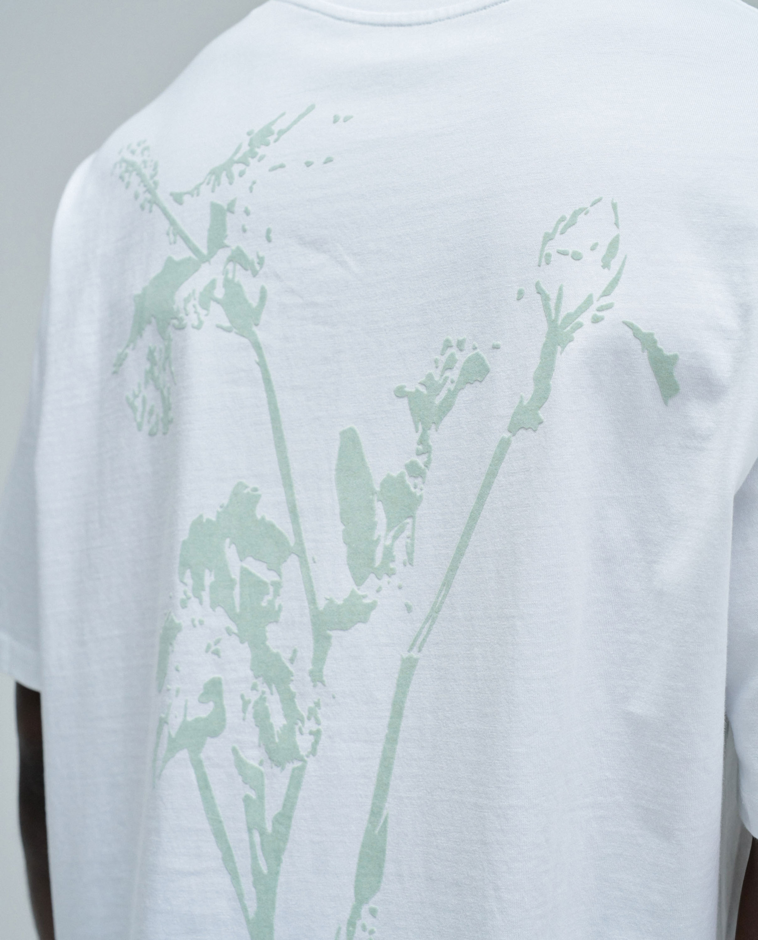 T-shirt com Estampado e Branding Branco-4
