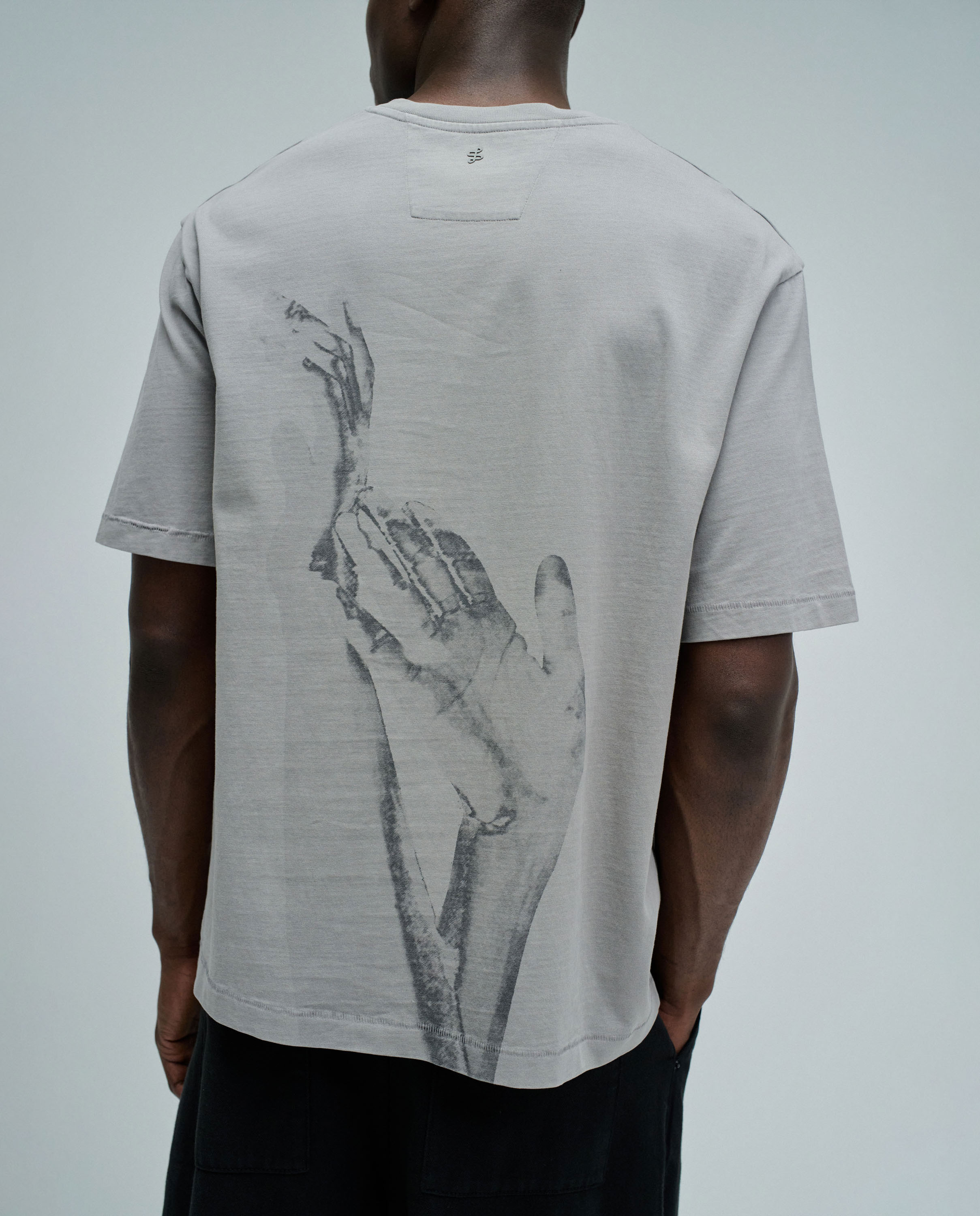 T-shirt com Branding Cinzento-4