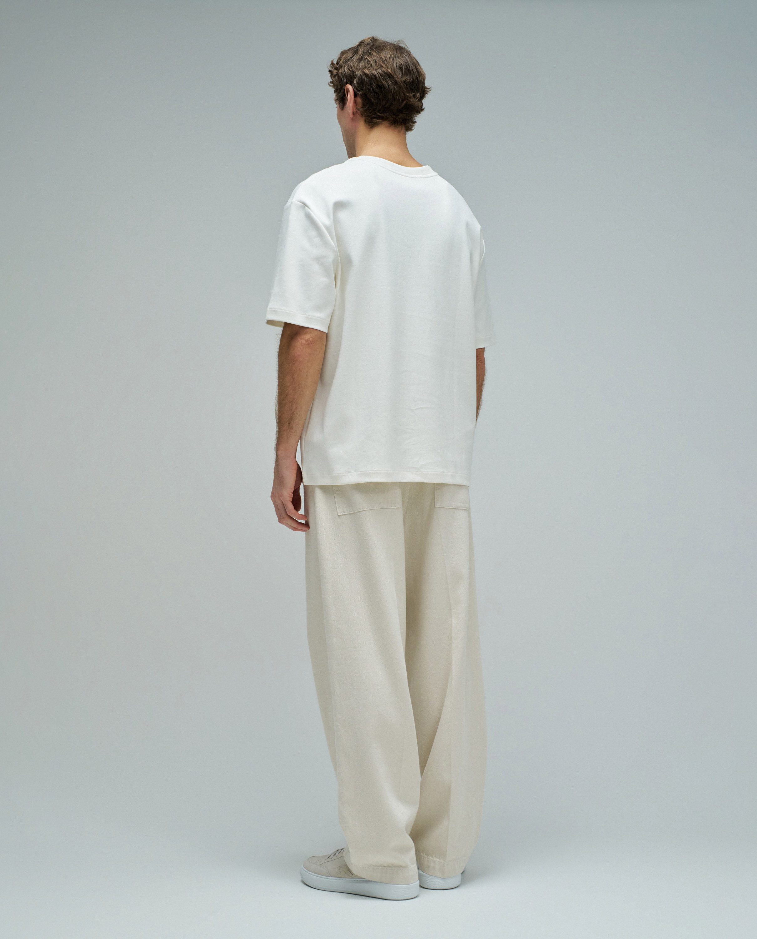 T-shirt com Branding em Algodão Natural-3
