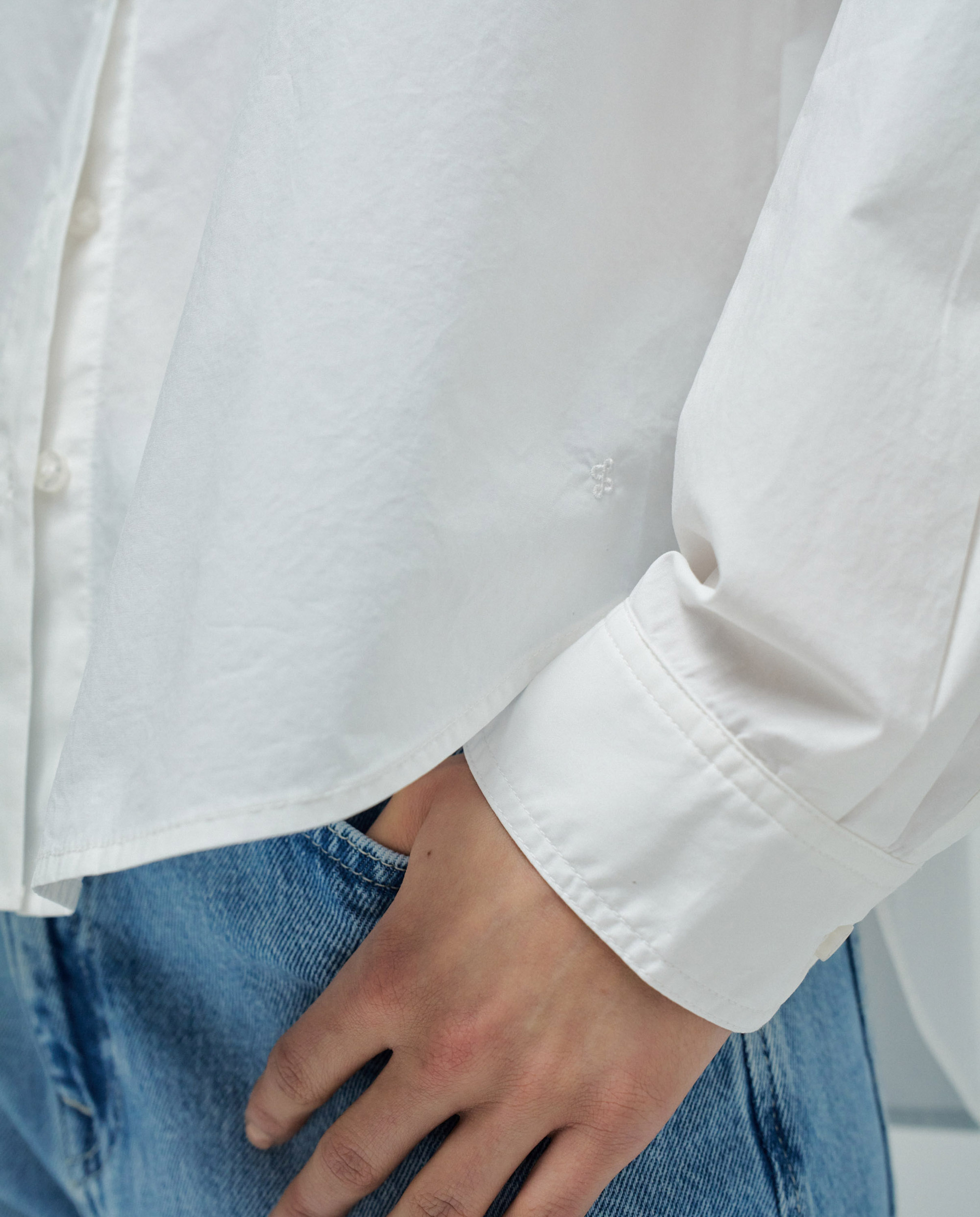 Camisa Básica Loose Fit Branco-4