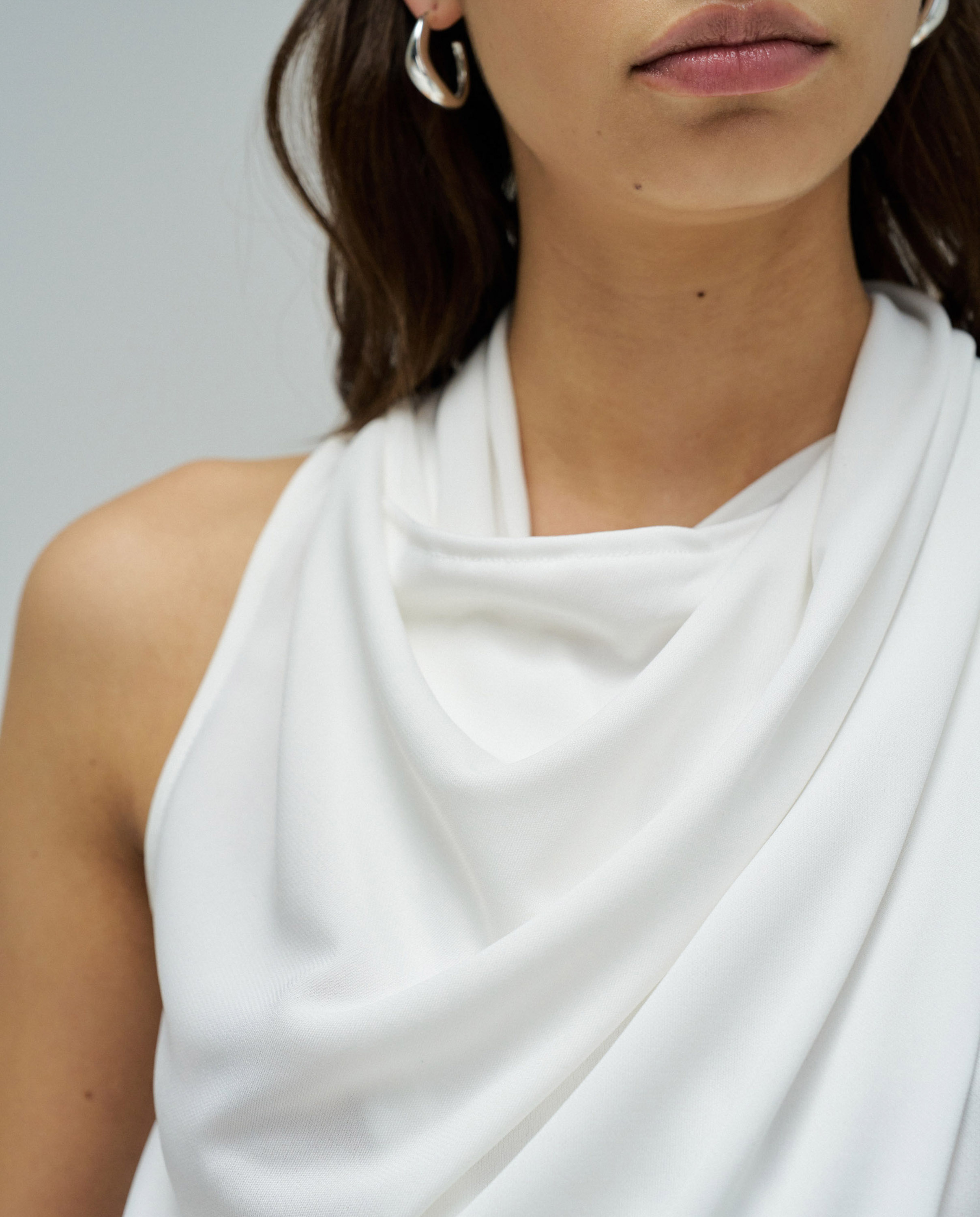 Top Drapeado sem Mangas com Ajuste Regular Branco-4