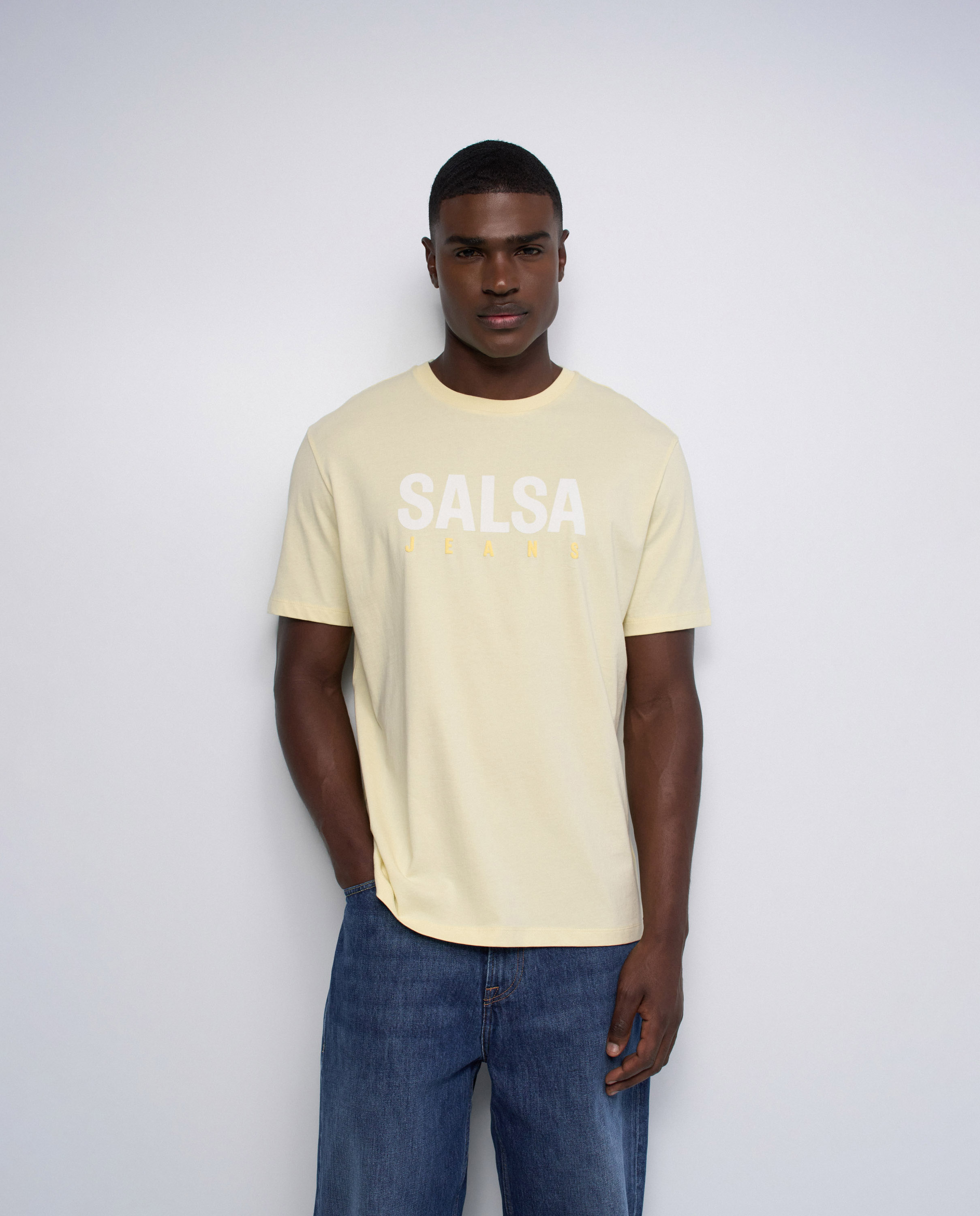 Imagem 0 de T-shirt com Branding