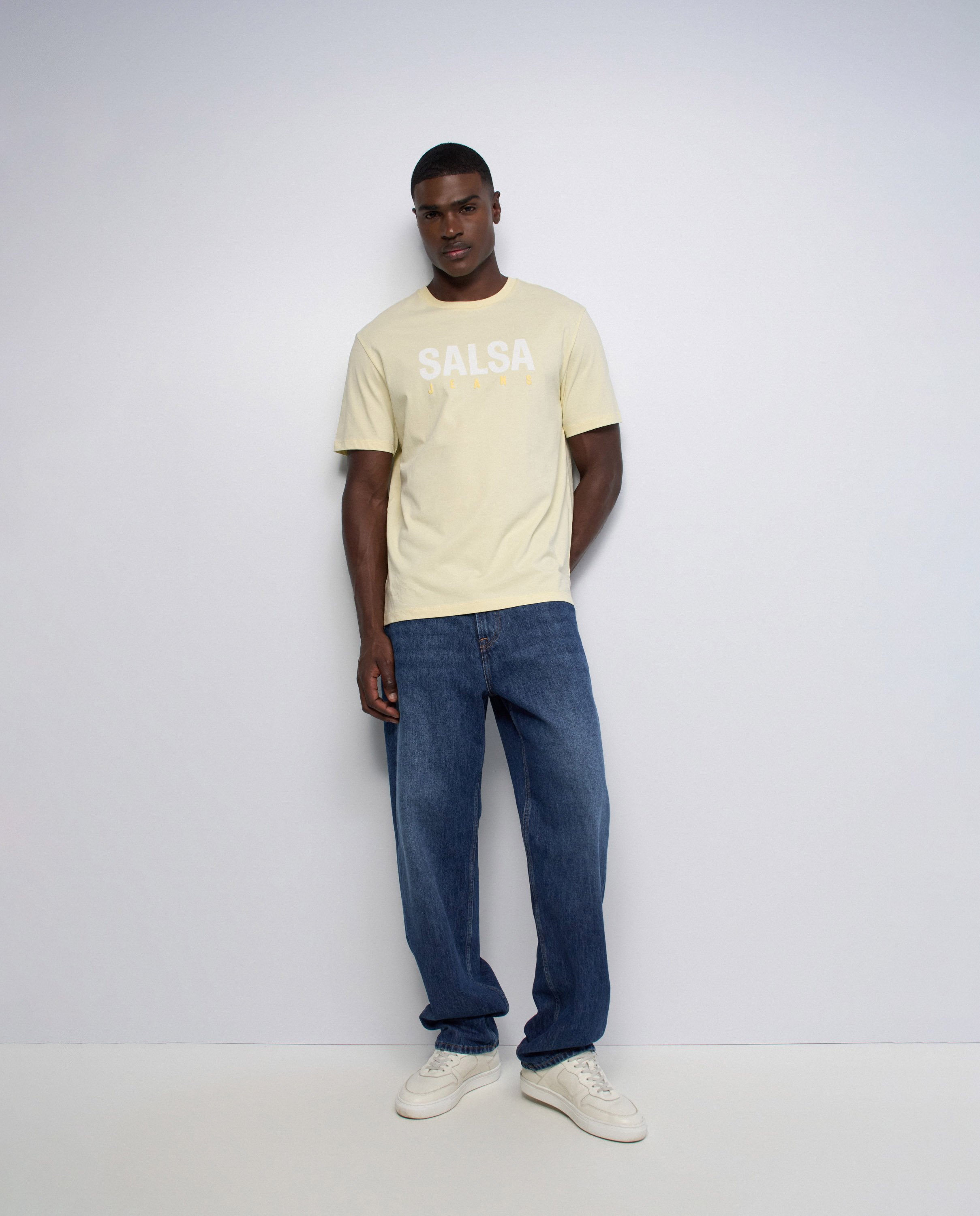T-shirt com Branding Amarelo-5