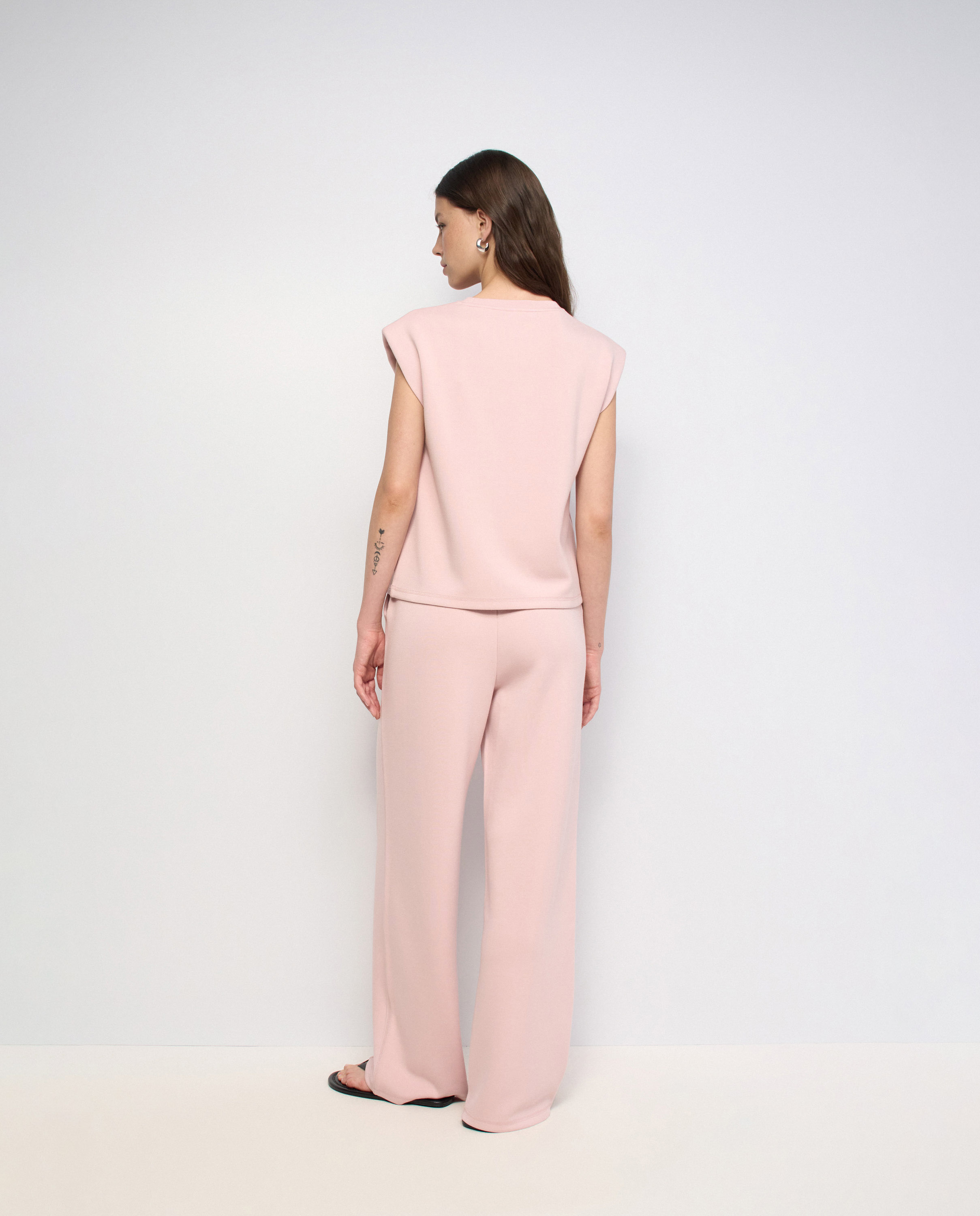 T-shirt com Ombreiras Rosa-3
