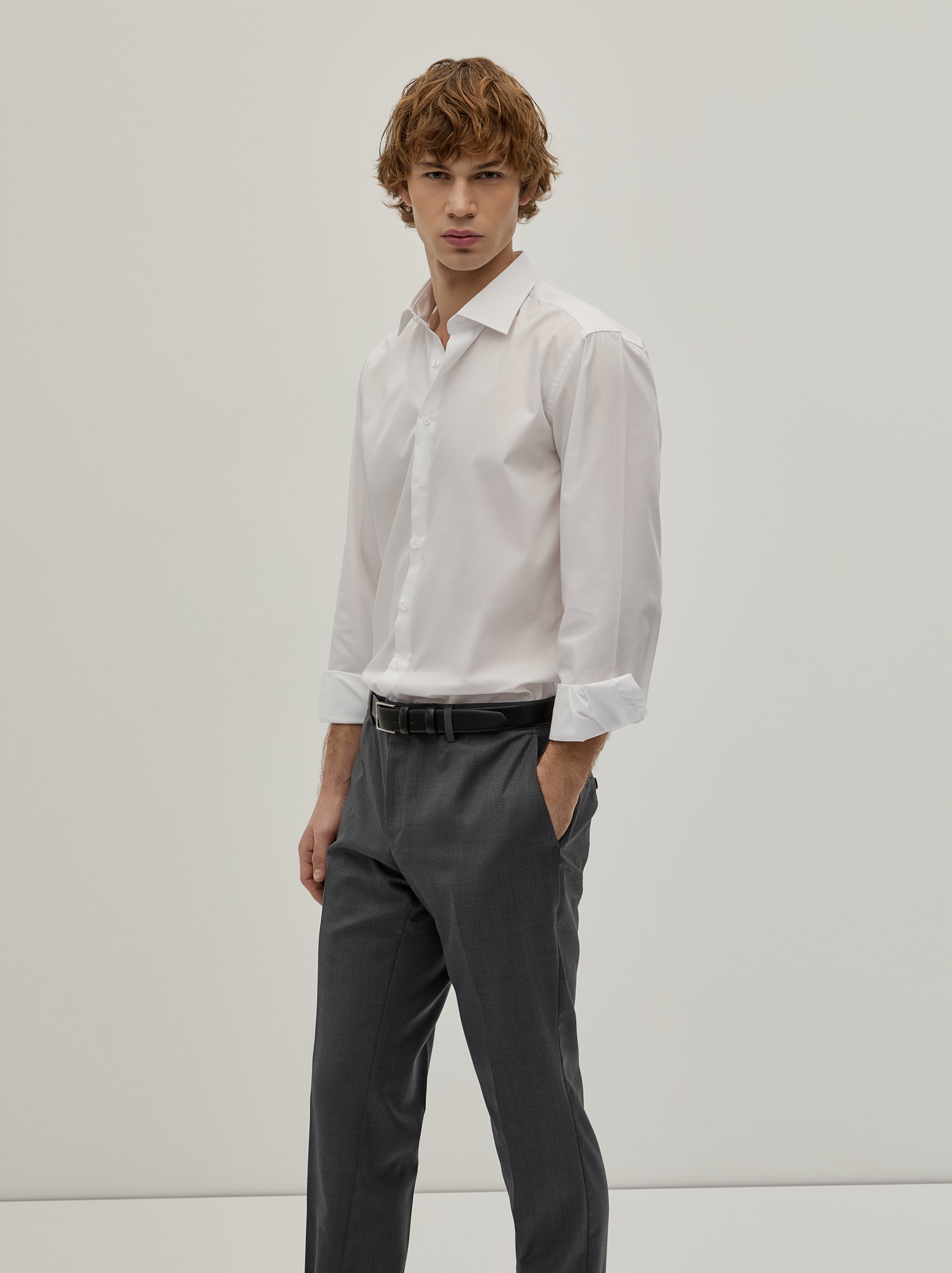 Camisa Clássica Regular Fit em Algodão Branco-4