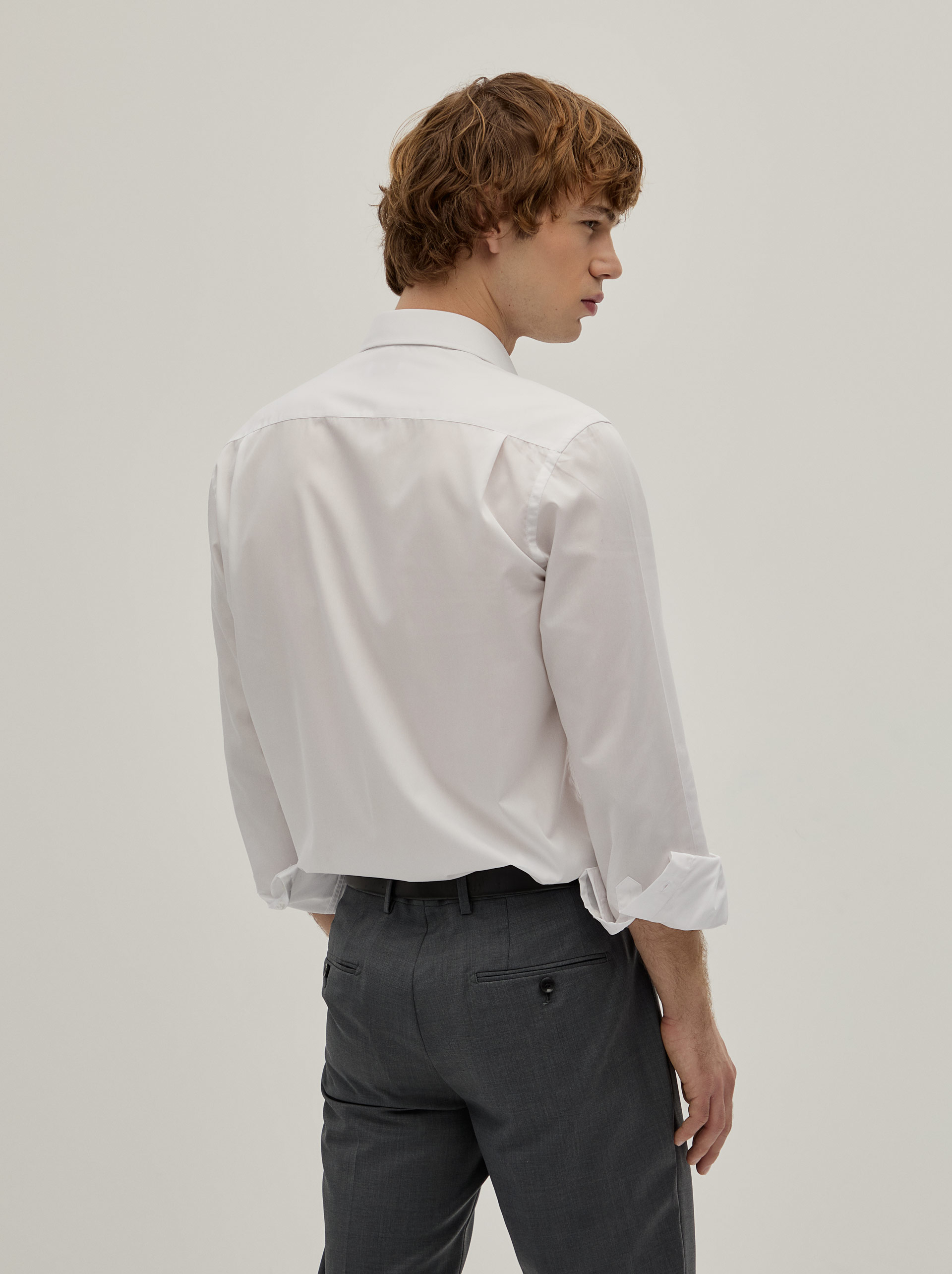 Camisa Clássica Regular Fit em Algodão Branco-5