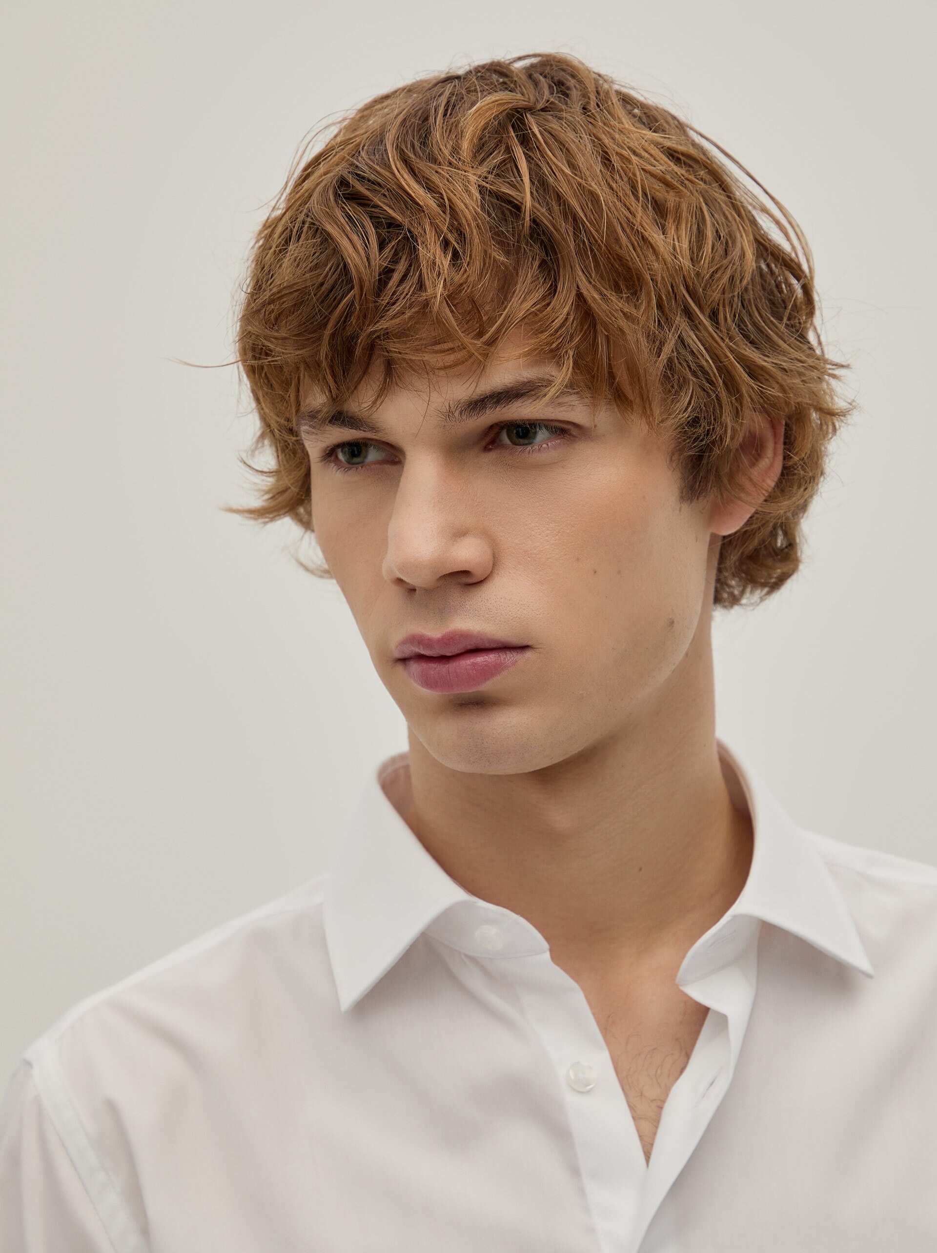 Camisa Clássica Regular Fit em Algodão Branco-6