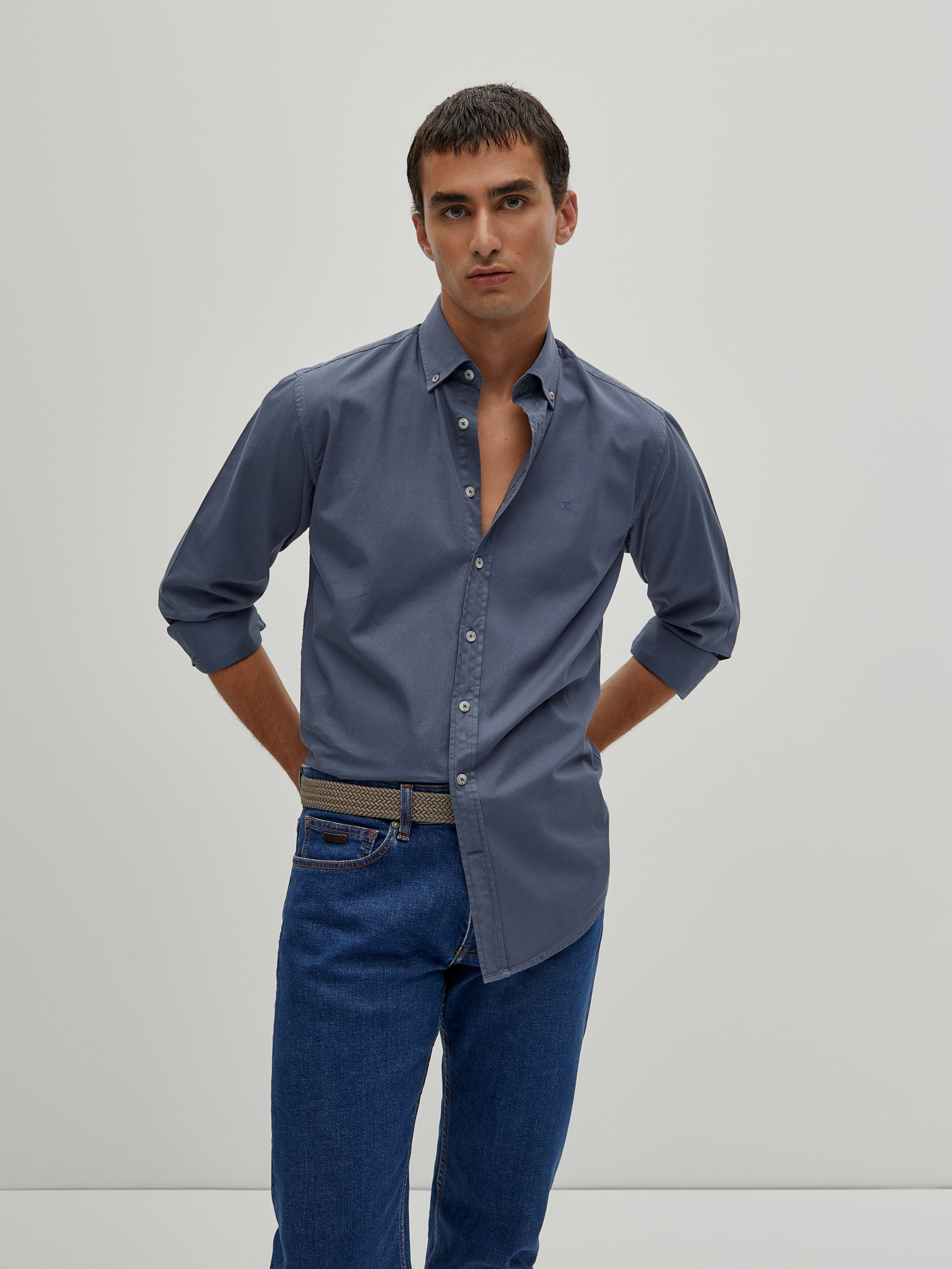 Camisa Lisa Regular Fit de Algodão Azul-1