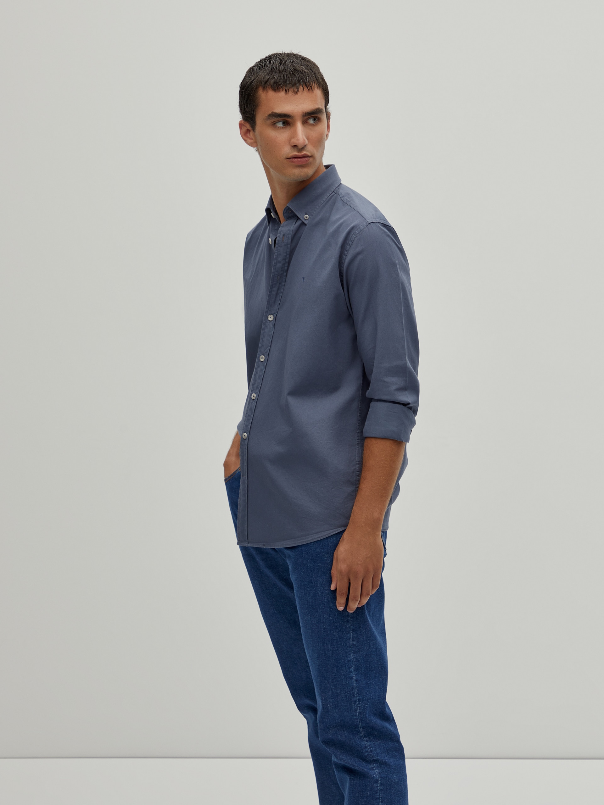 Camisa Lisa Regular Fit de Algodão Azul-4