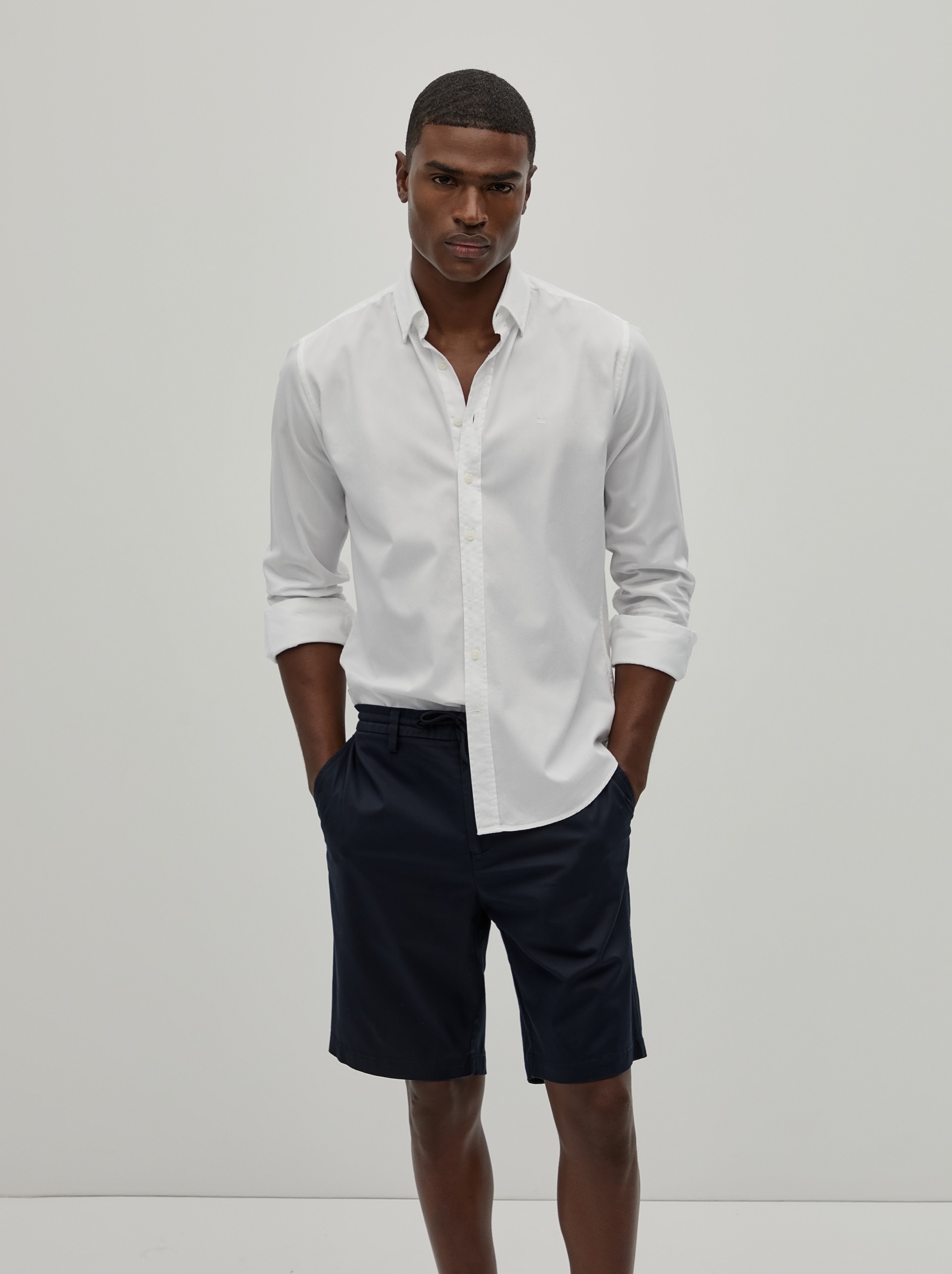 Camisa Lisa Regular Fit de Algodão Branco-4